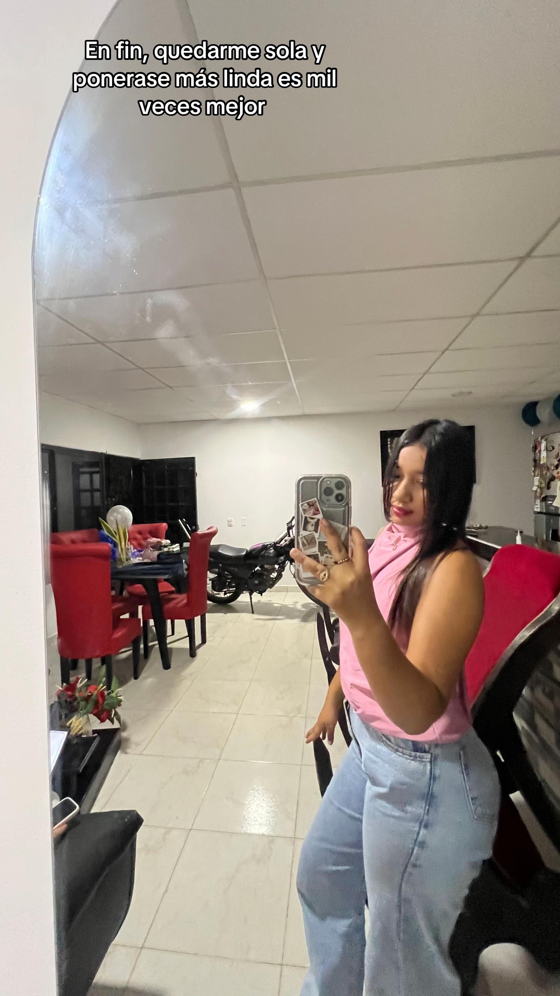 @🦋.