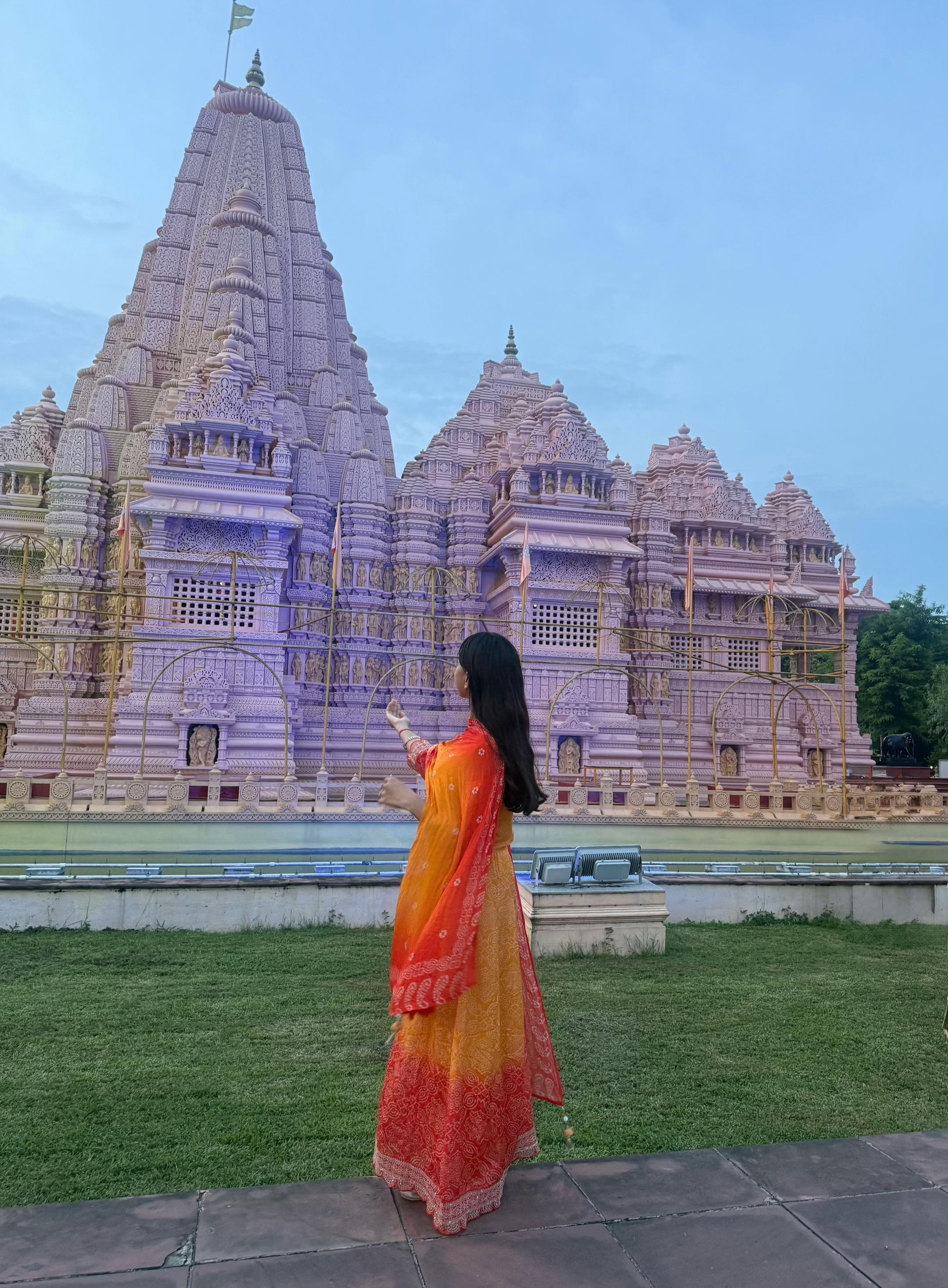 @Diya Lamghade