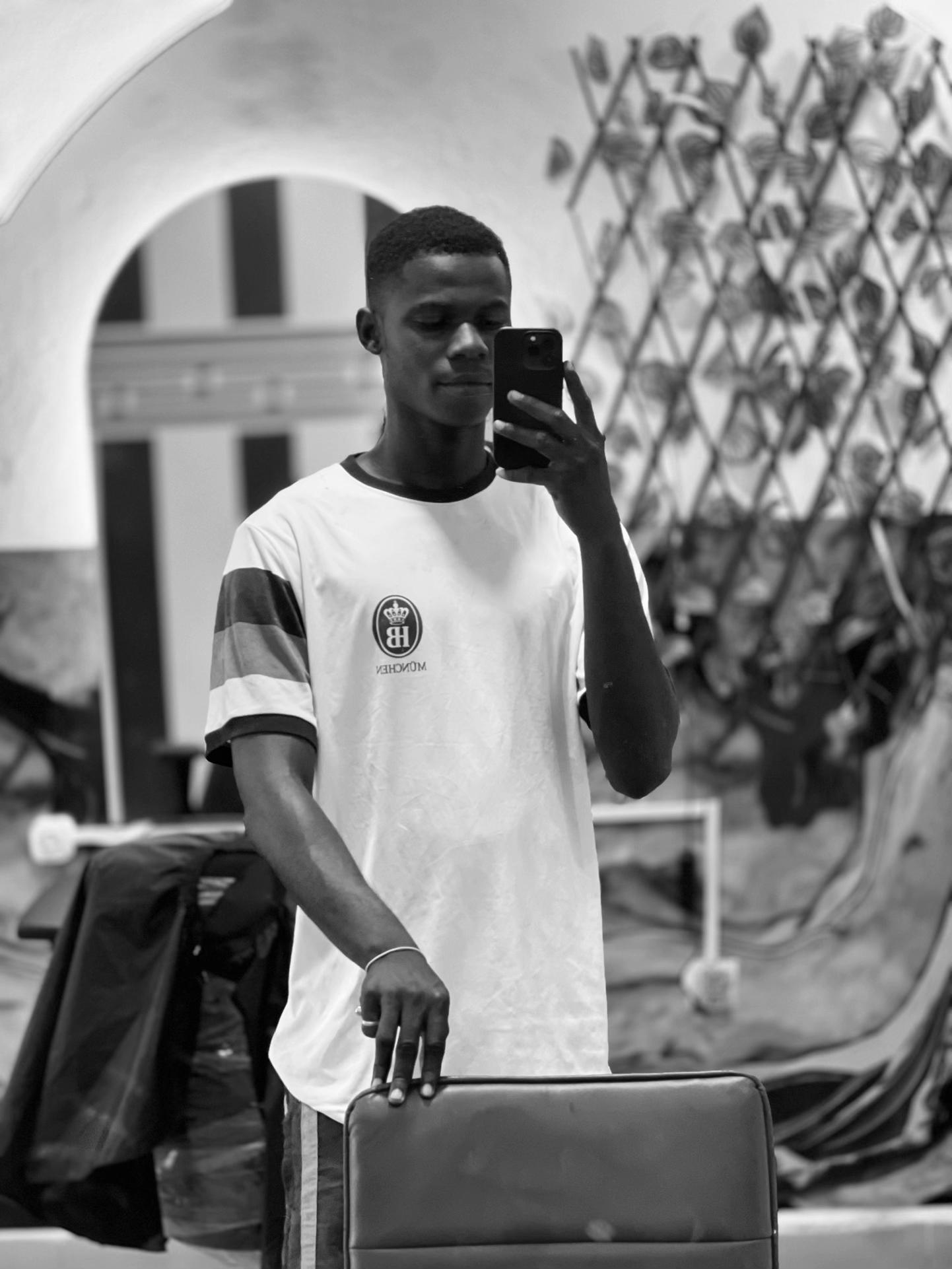 @Casimir 🇮🇹millions 💰🤙🏽