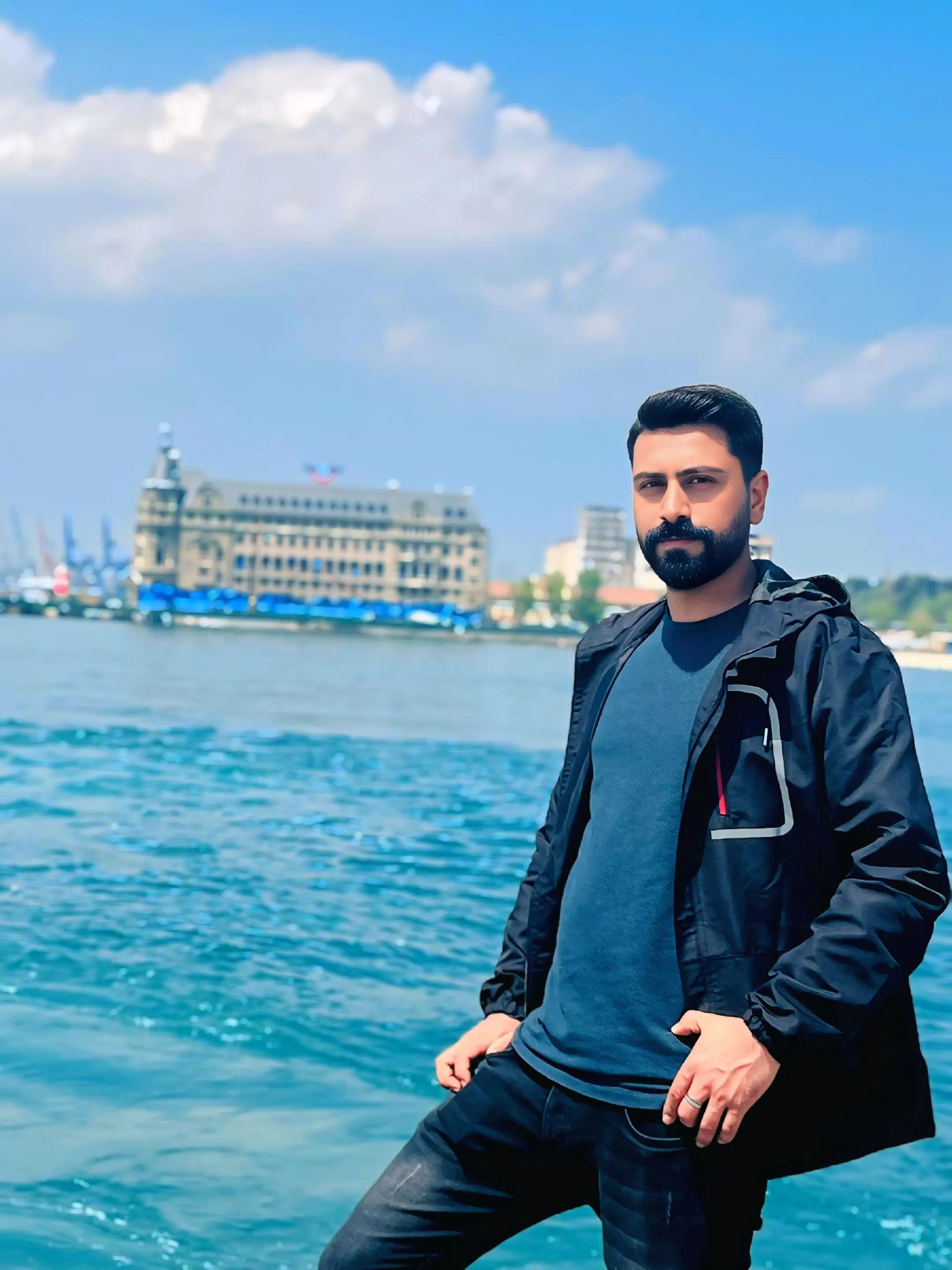 @👑ONUR🌟65🖤34💫