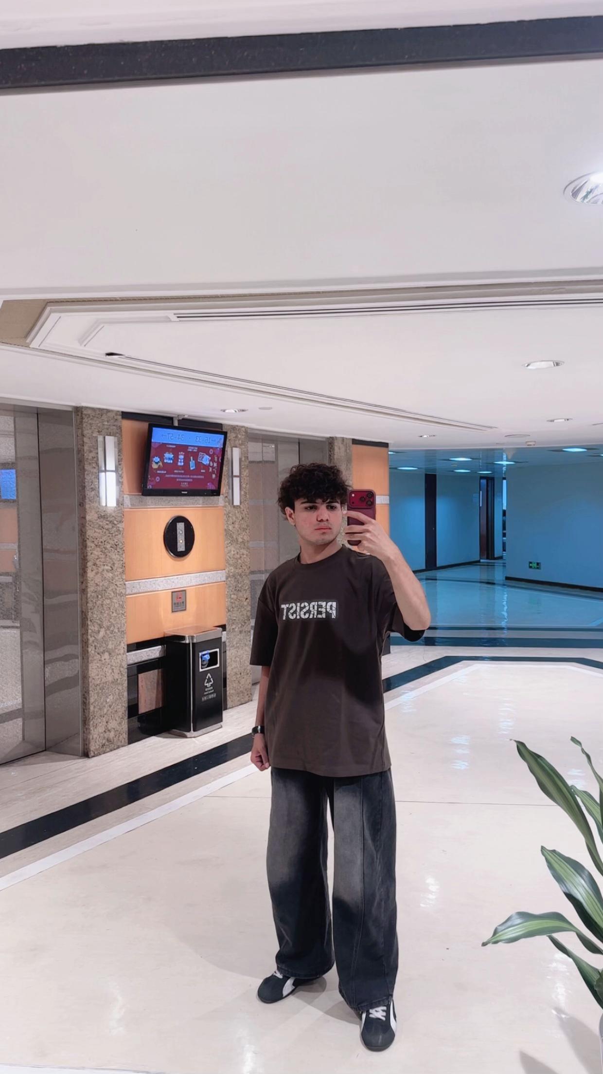 @𝑯𝒂𝒃𝒊𝒃 𝒊𝒏 🇨🇳