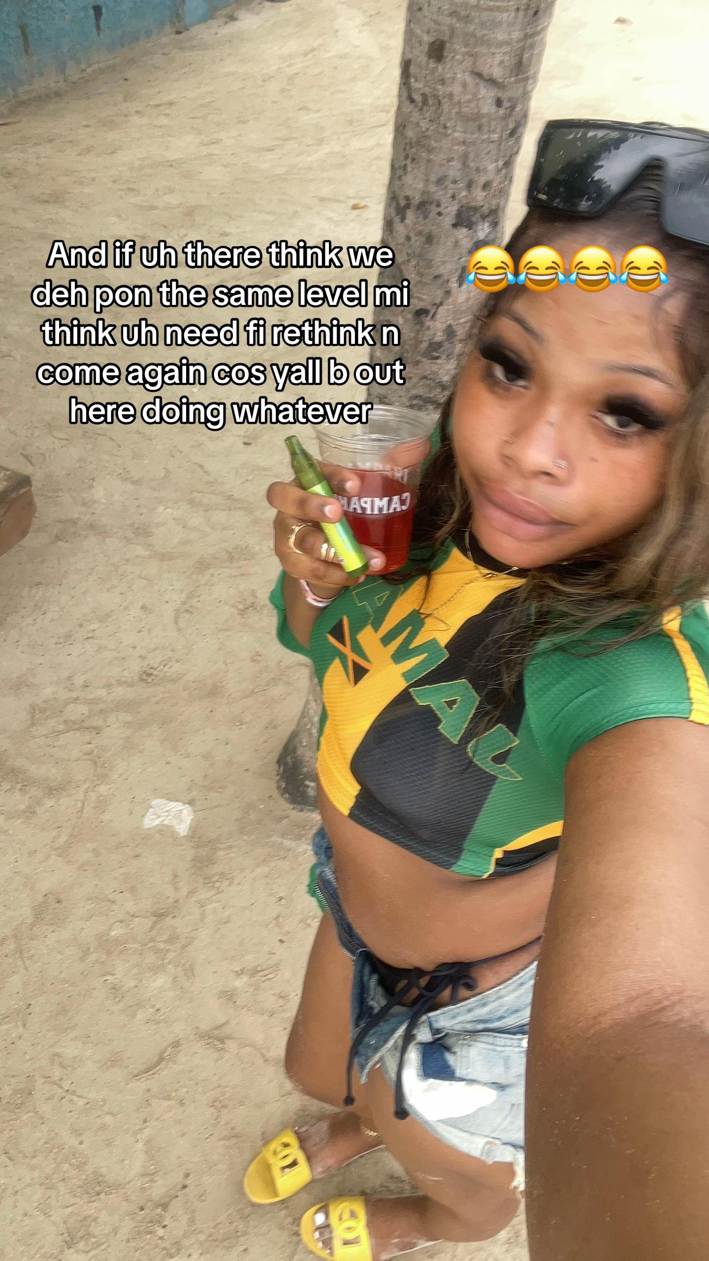 @Shandaethebee