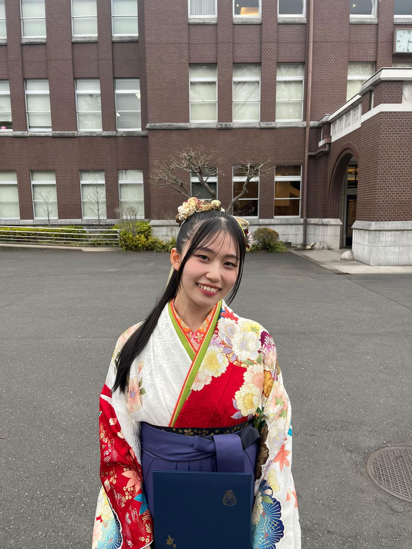 @せな