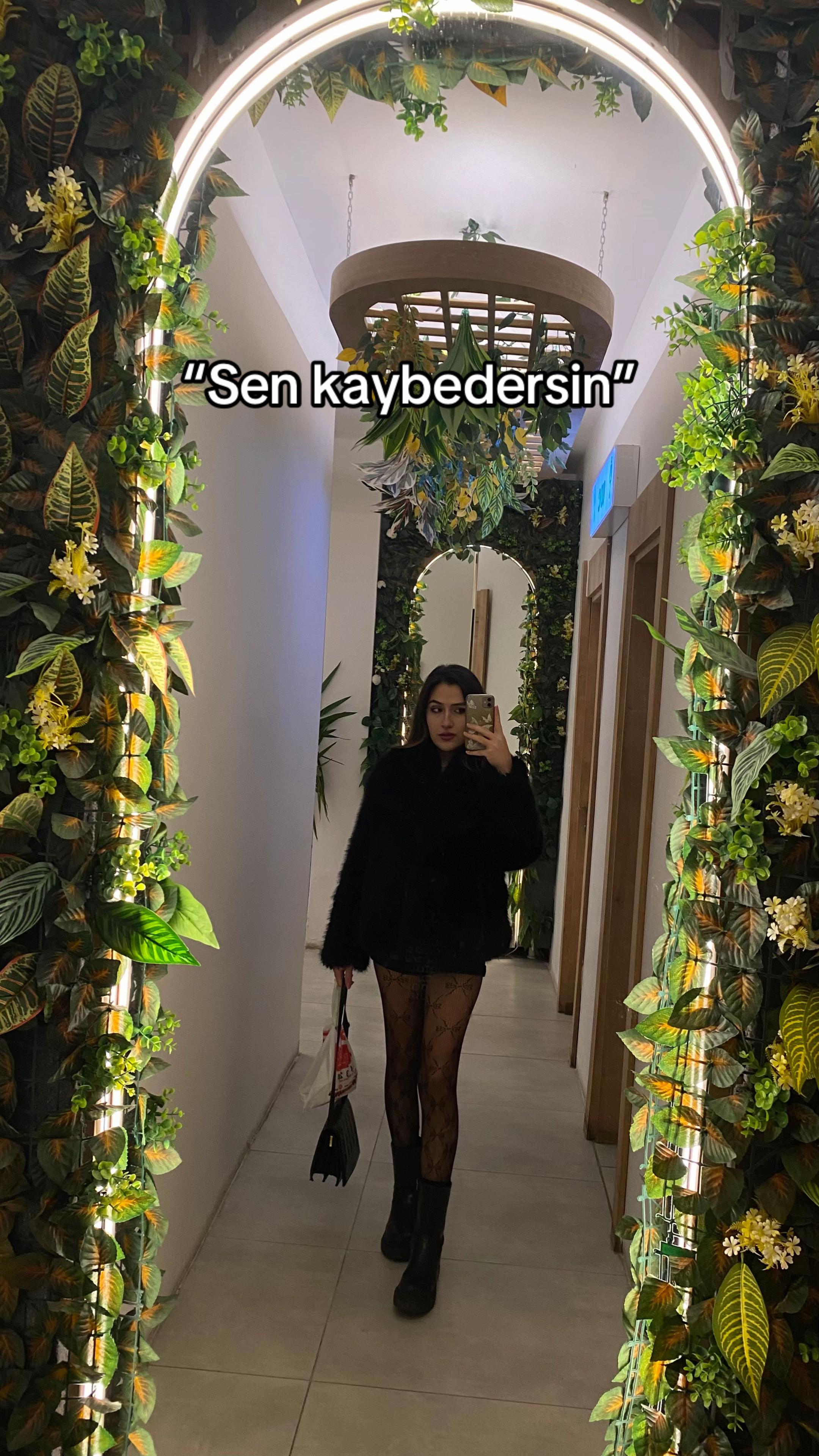 @2borgcum