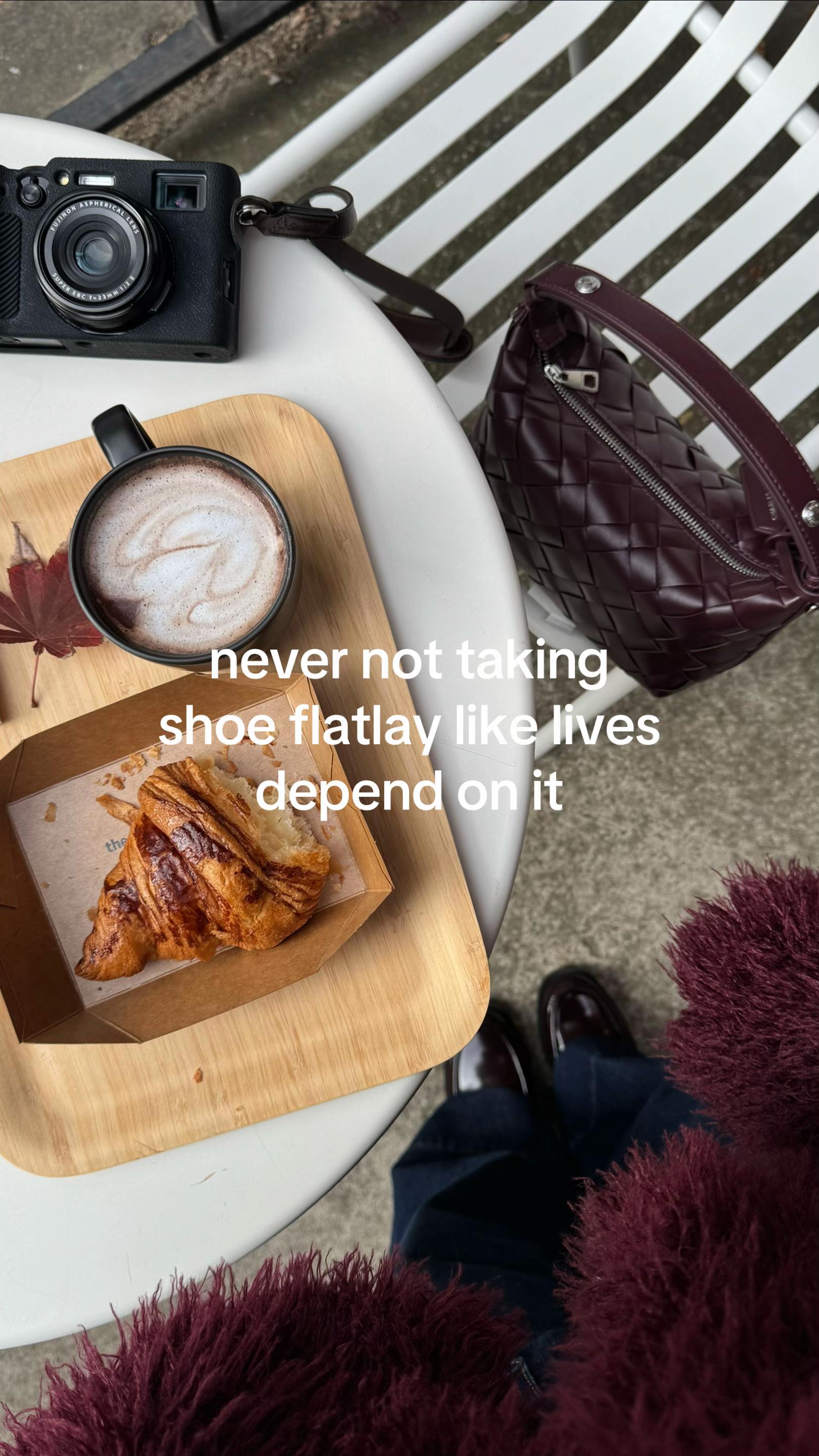 @ixviena on ig