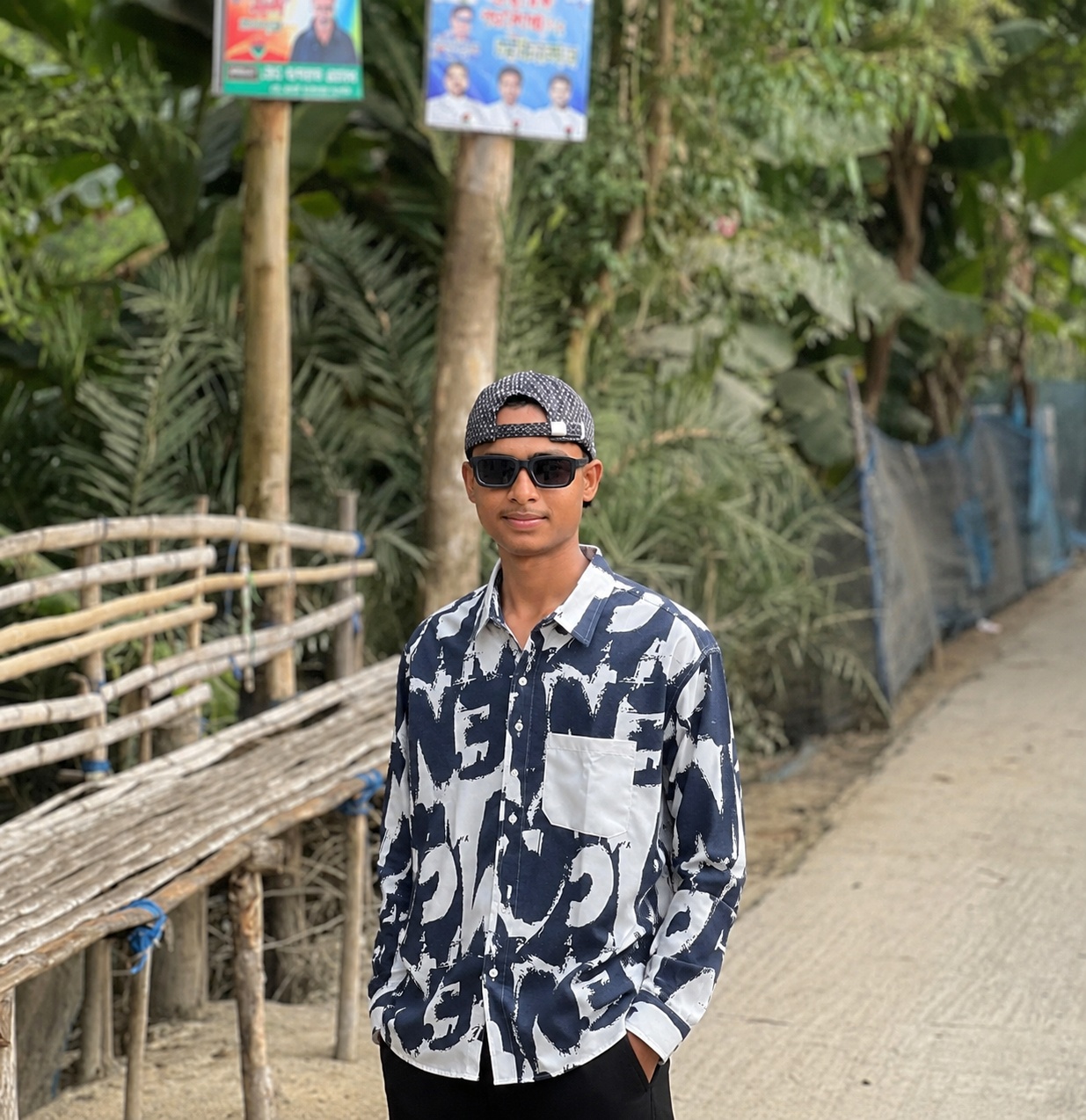 @🫅MOMINUR🫅