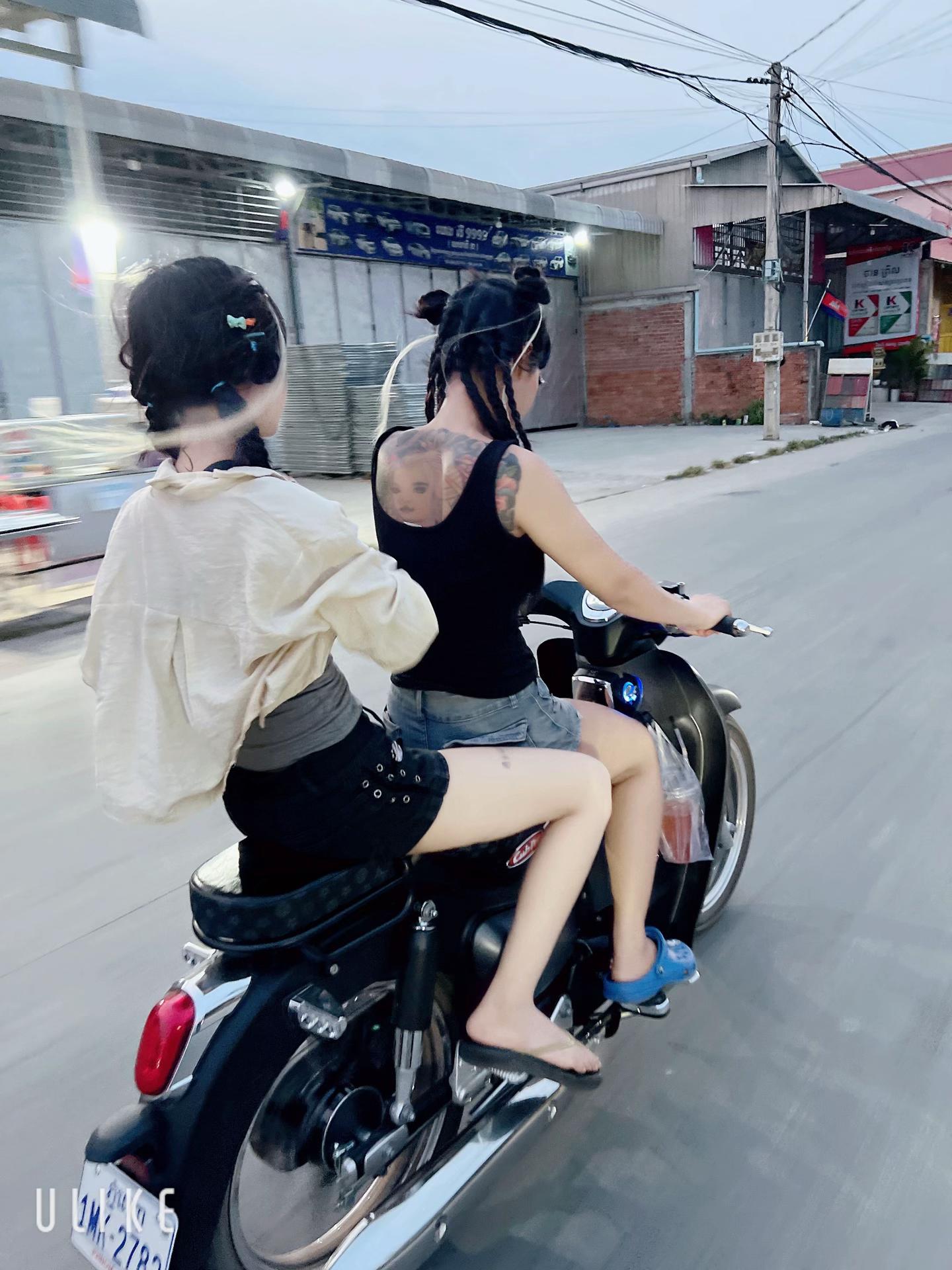 @Vy🇰🇭🇻🇳