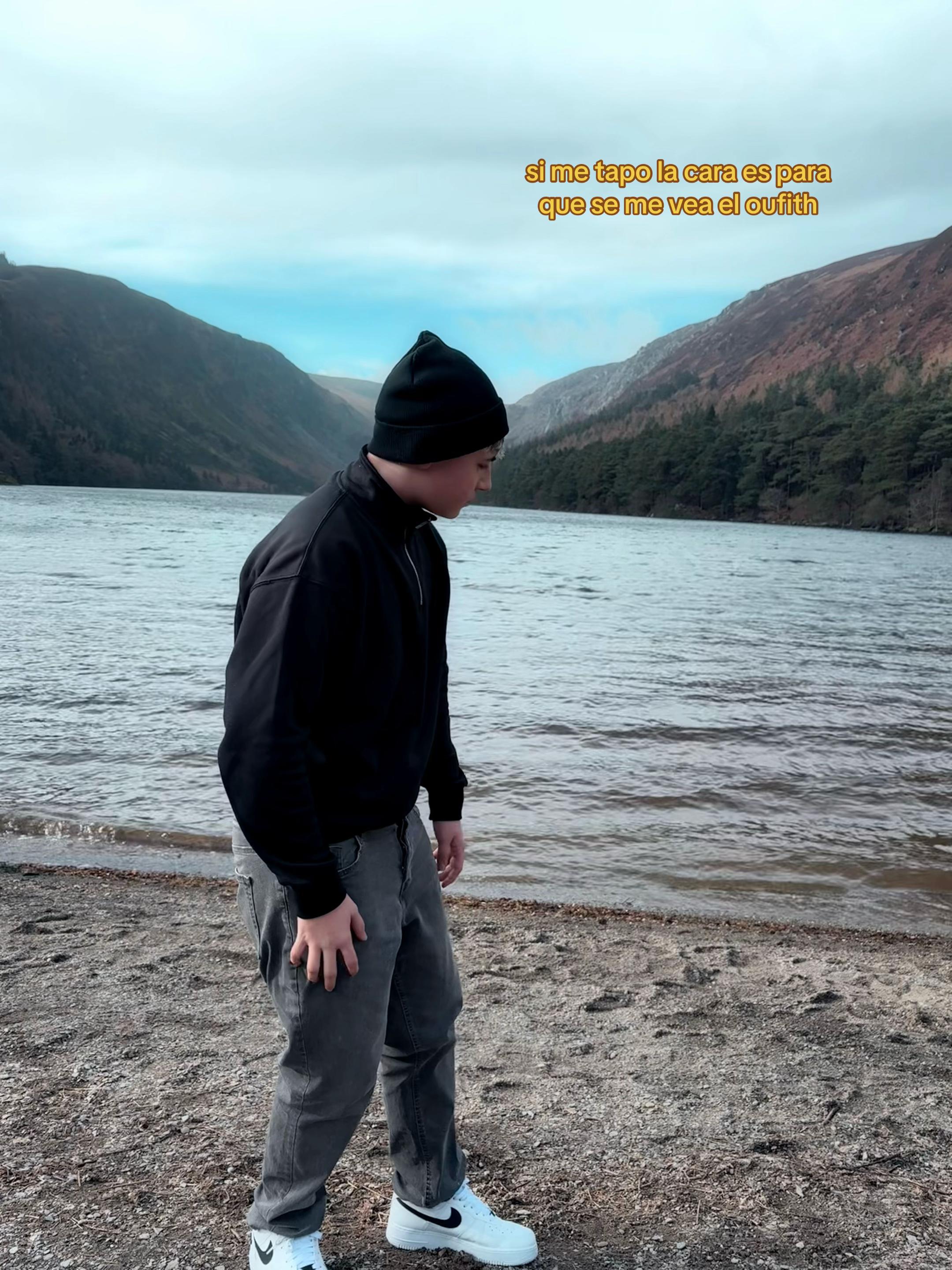 @𝔞𝔩𝔢𝔧𝔞𝔫𝔡𝔯𝔬