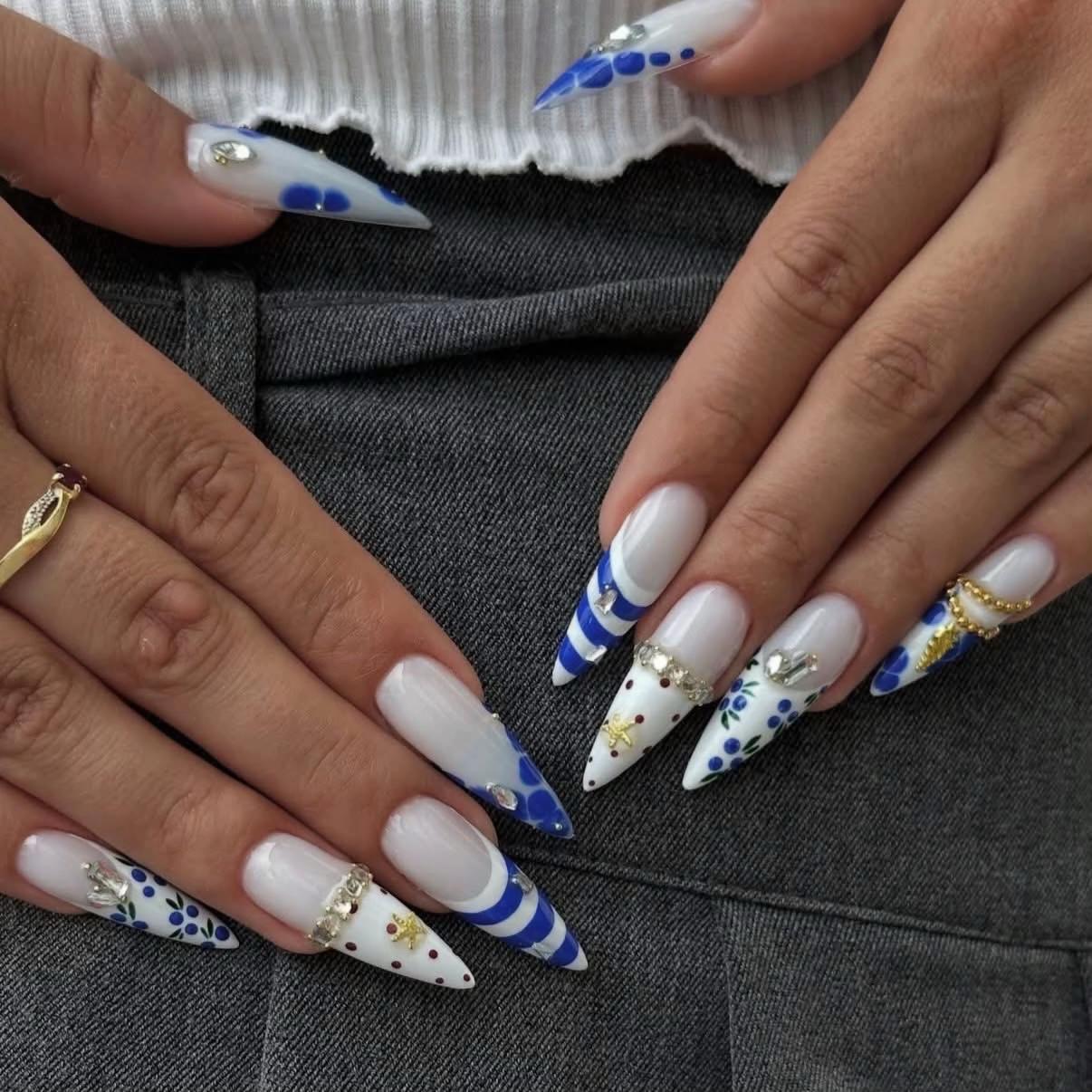 @71 Farnborough SKY NAILS