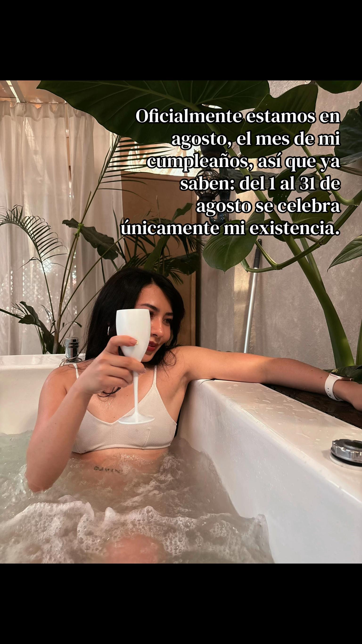 @AysAysBaby