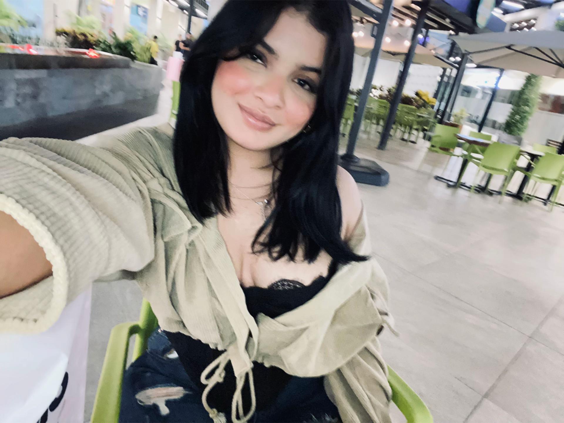 @Dani🍒