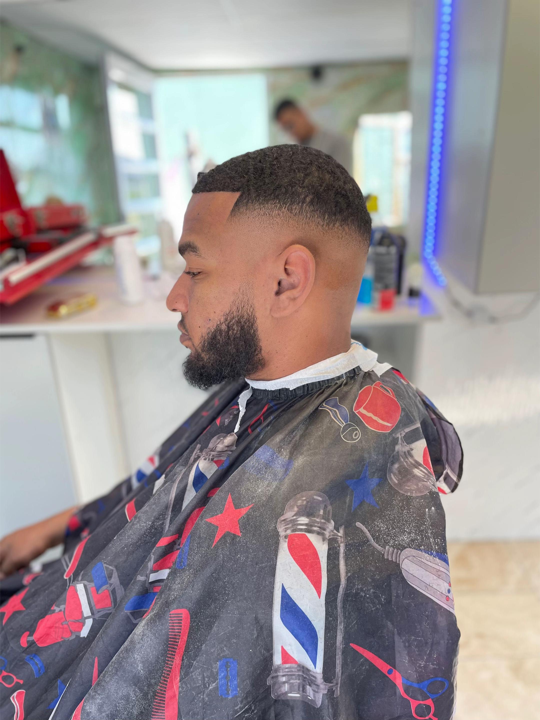 @mujie the barber 💈.