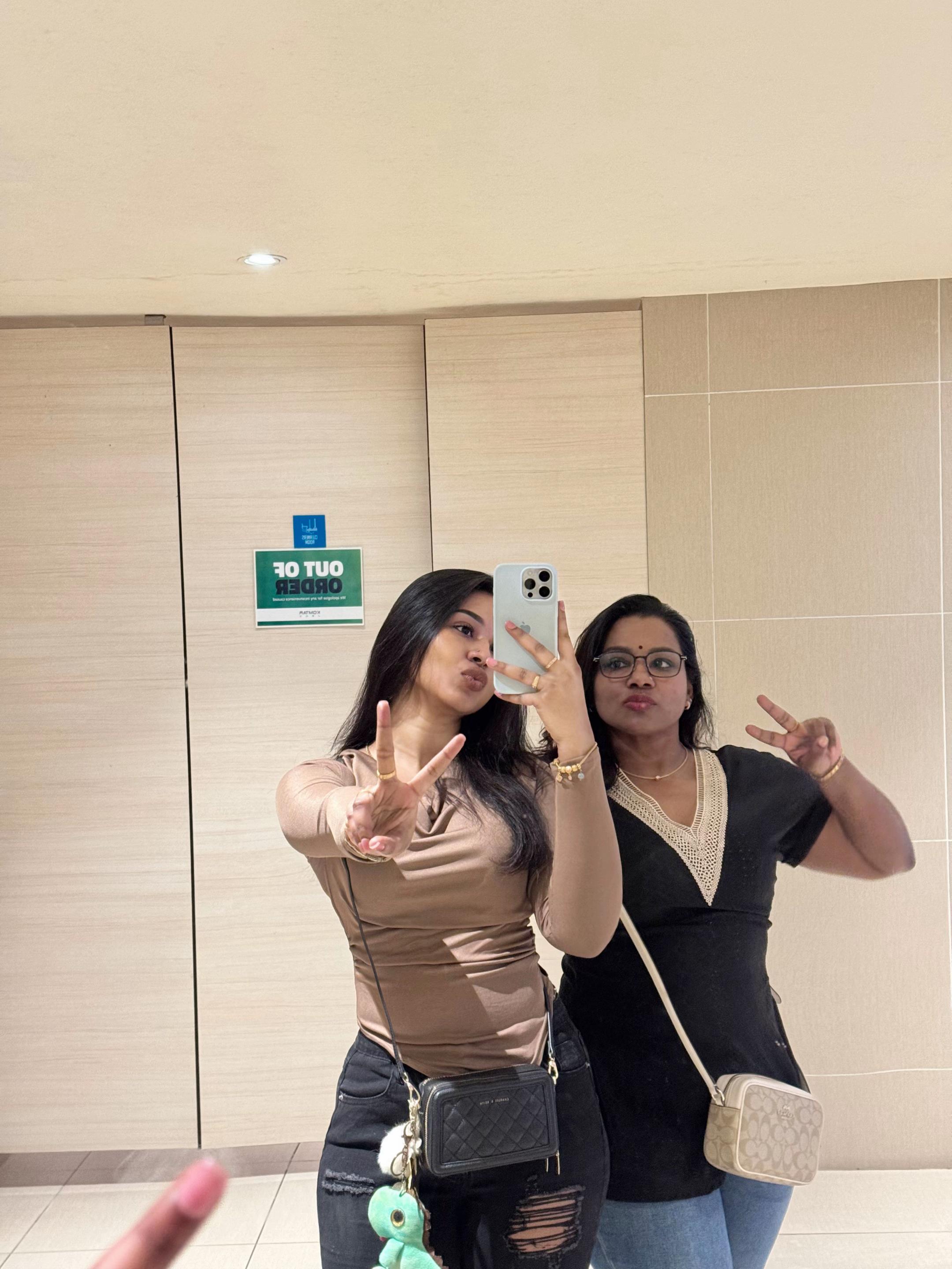 @Gajeyasathiya