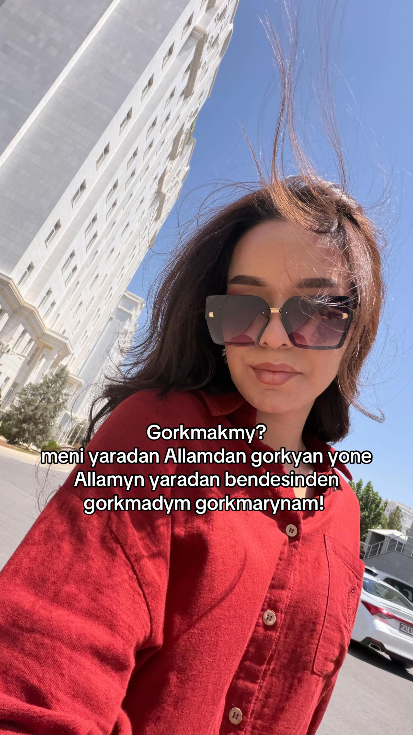 @𝓜