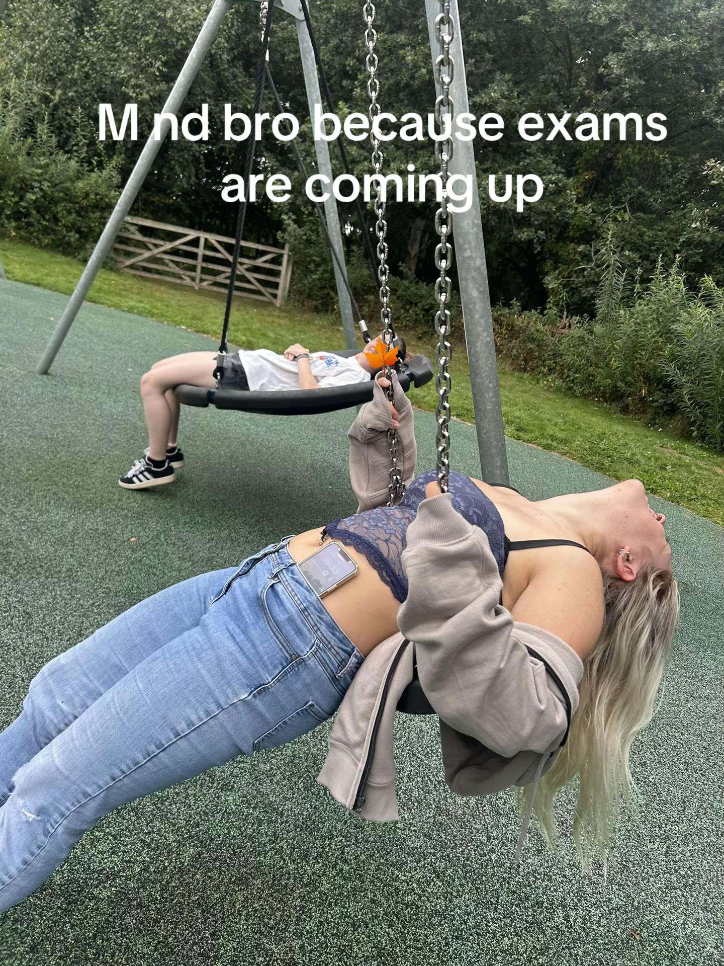 @defo.not.phoebee