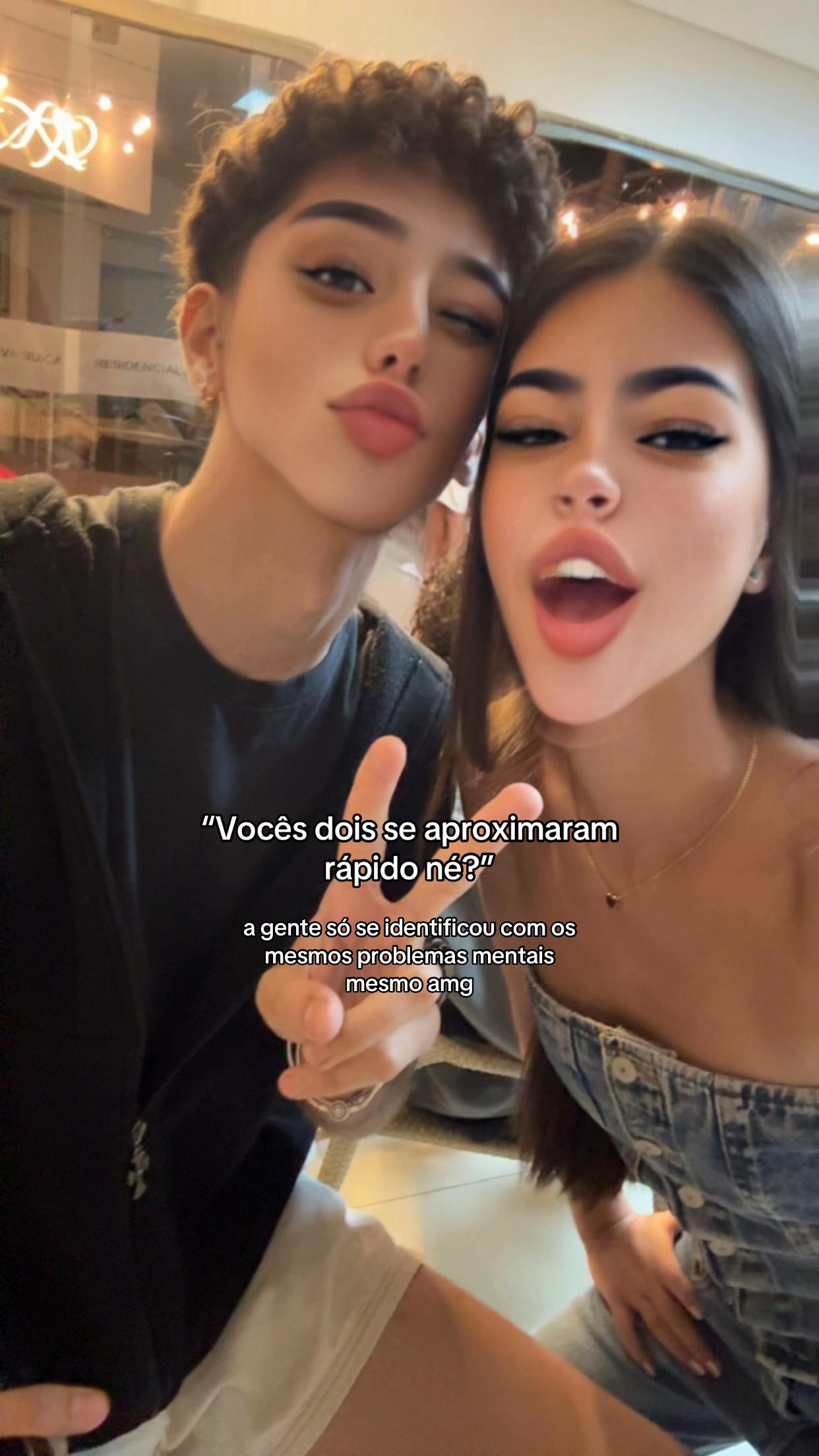 @melzinha_moraess