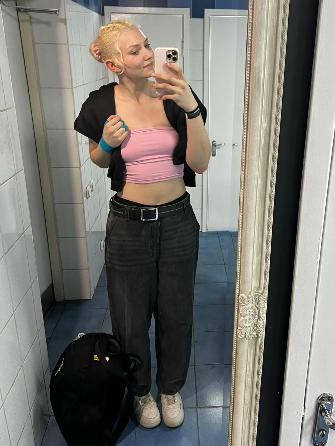 @Anna Vavryk