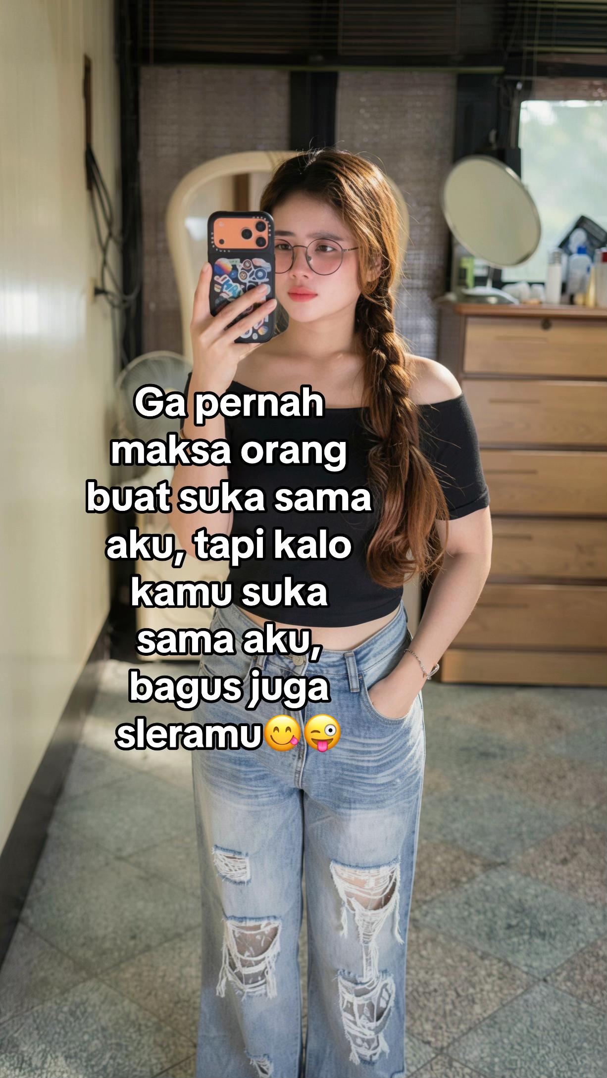 @Sephia