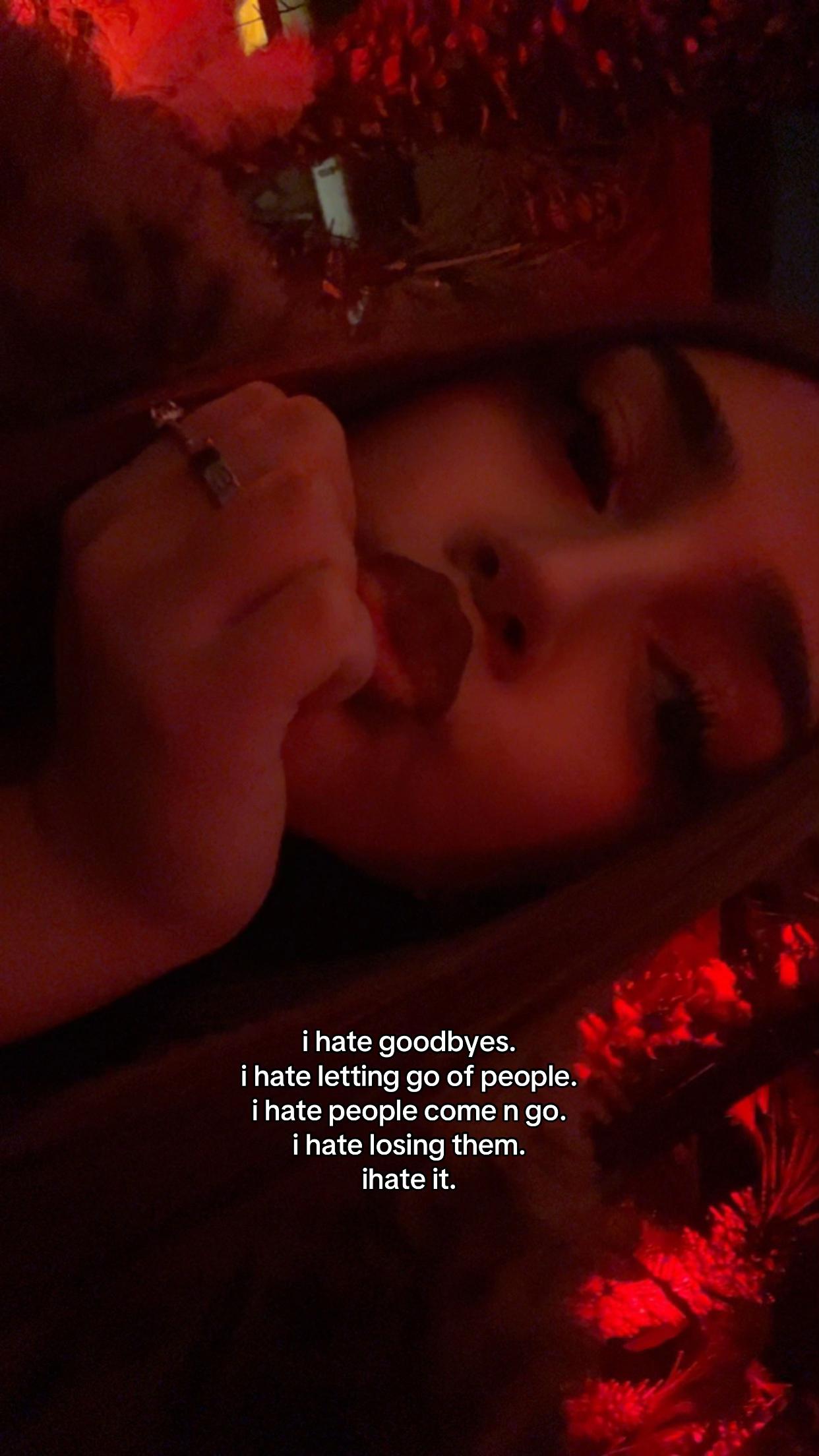 @gloriaa