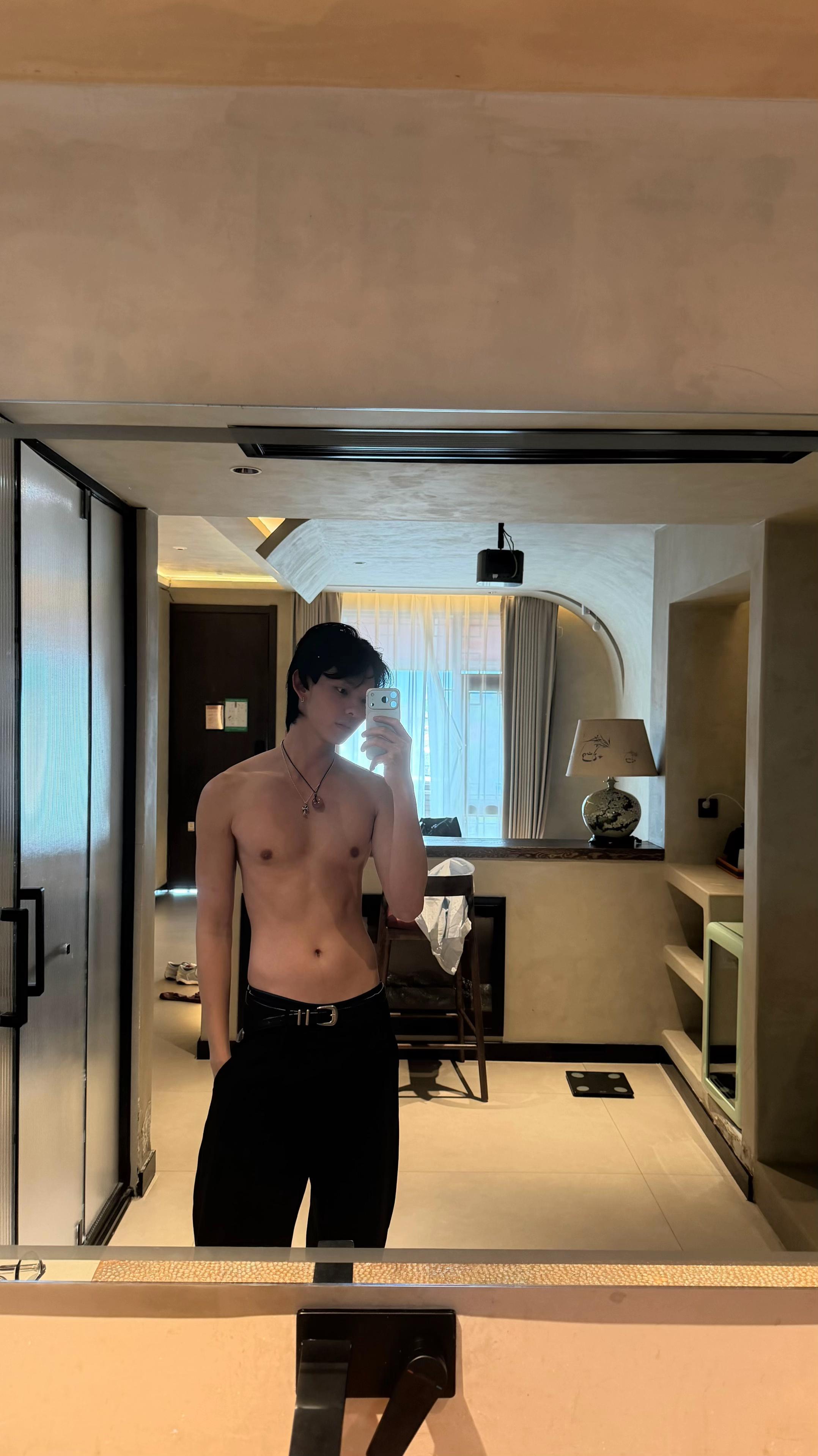 @kitkuan
