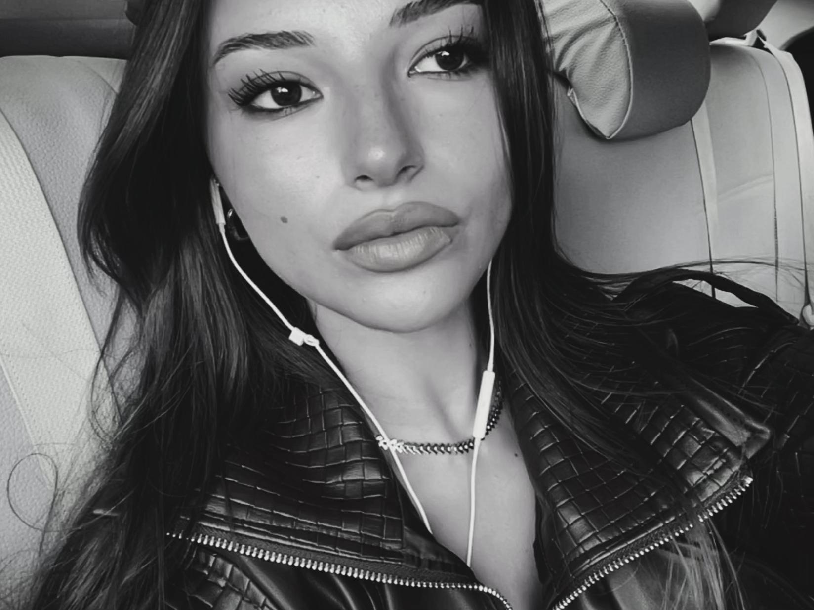 @t