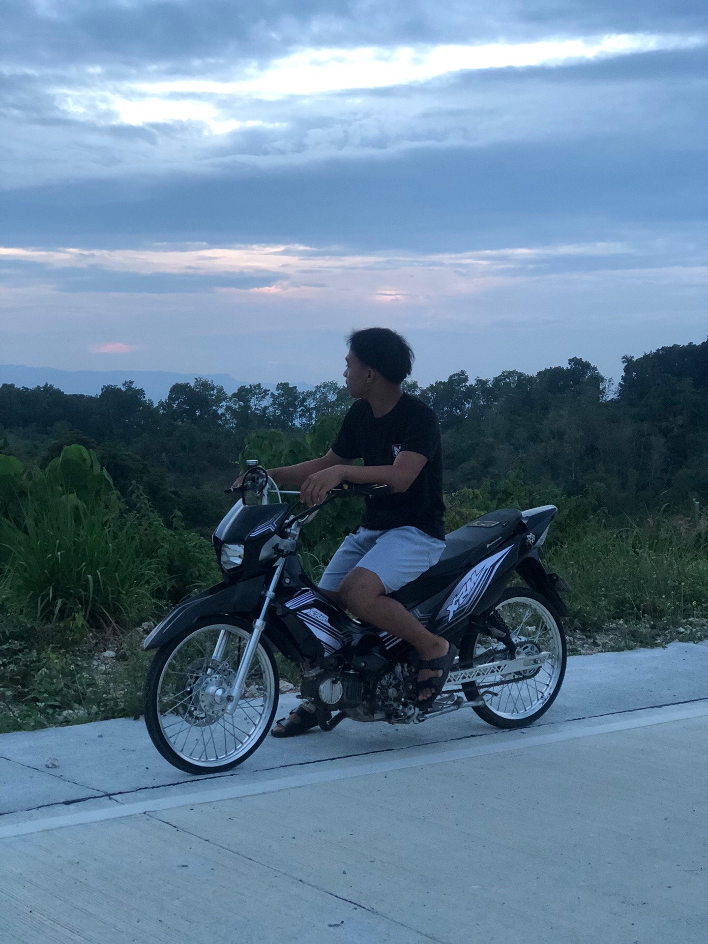 @RJ