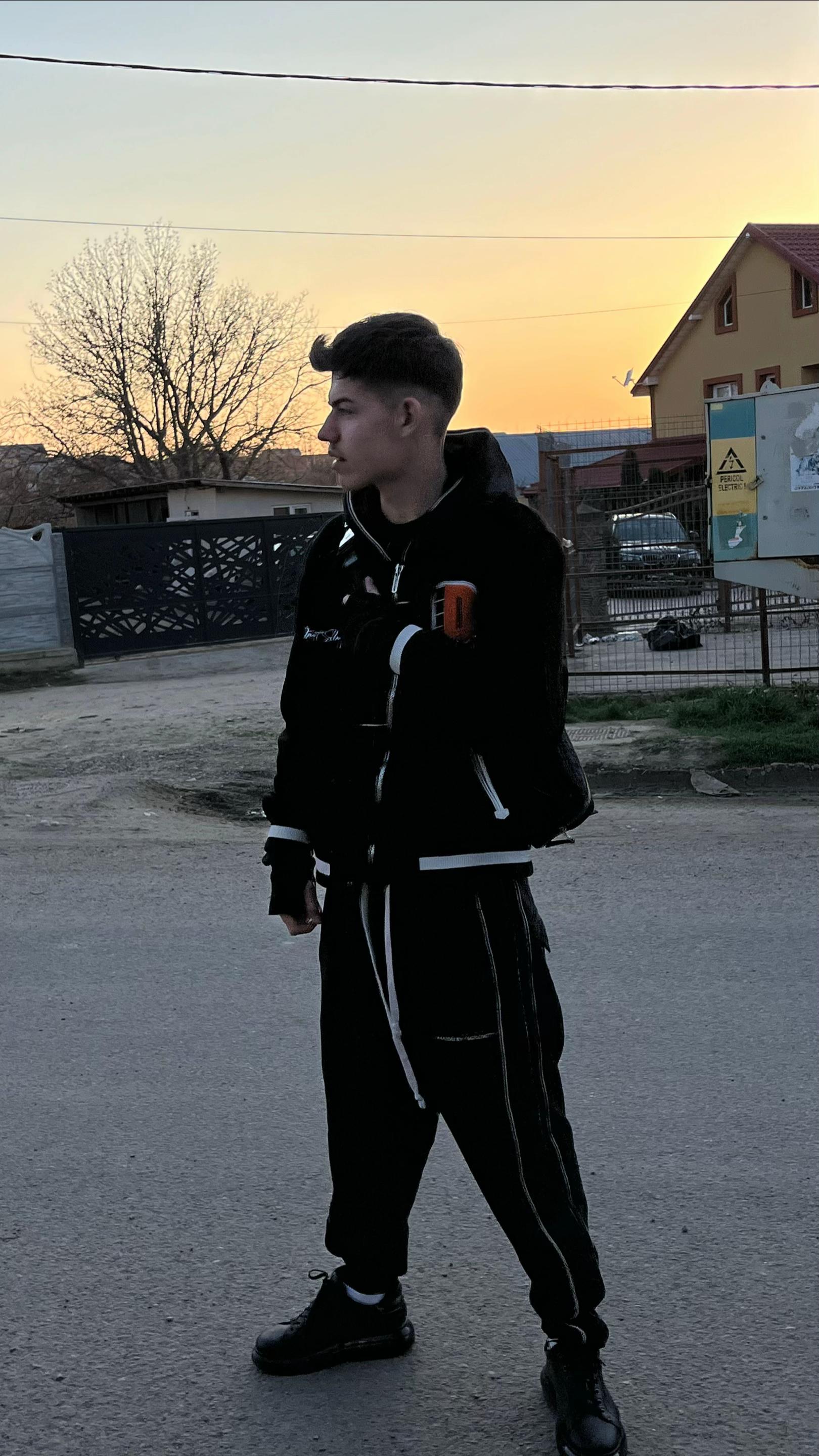 @neagu.denn