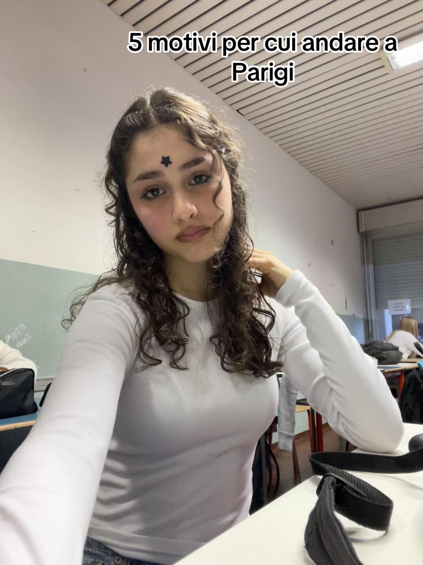 @De_sy🌟