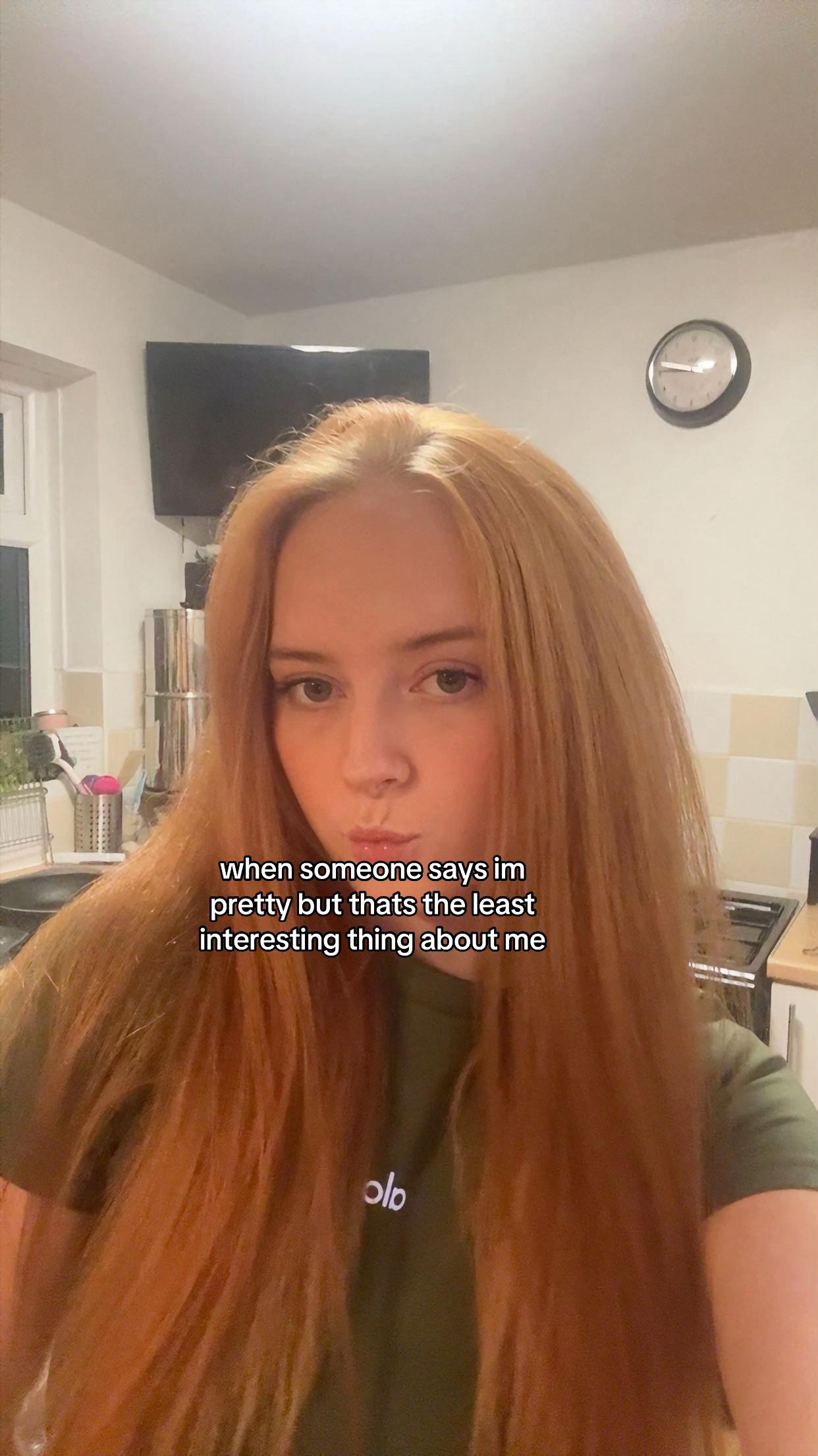 @phoebe x
