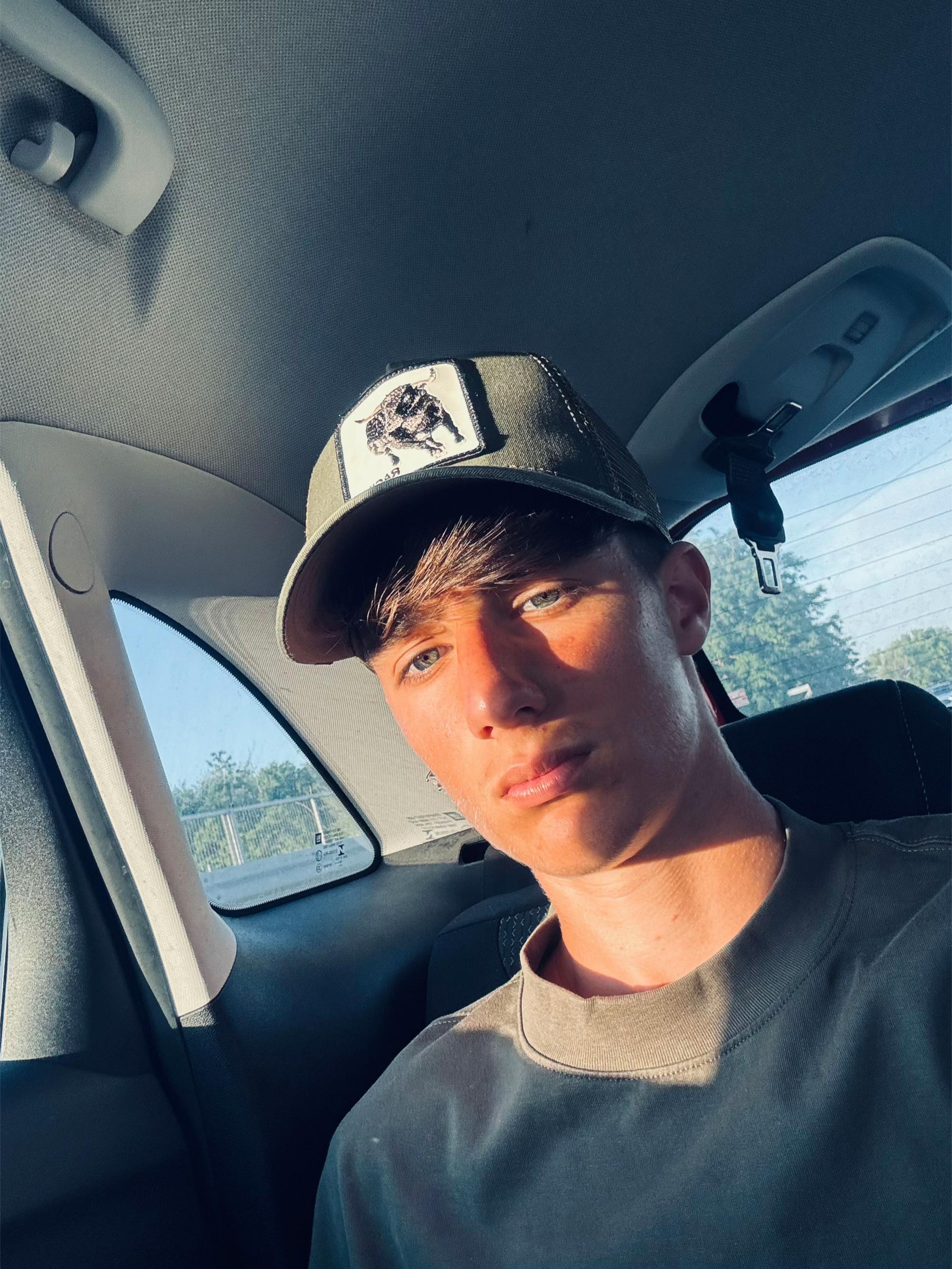 @_.christiann_00