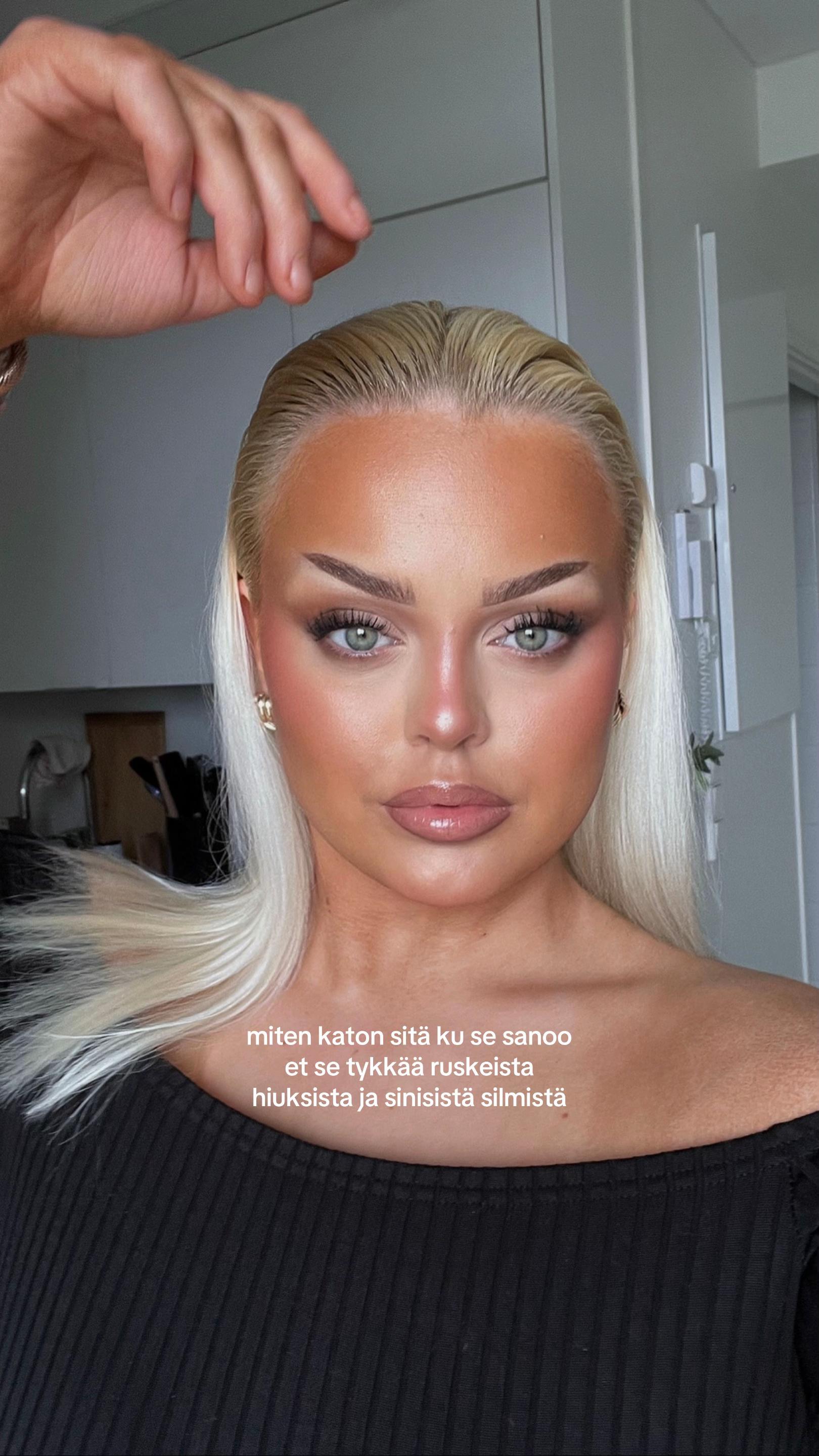 @Anni Oinas | ig @annioinas 💋