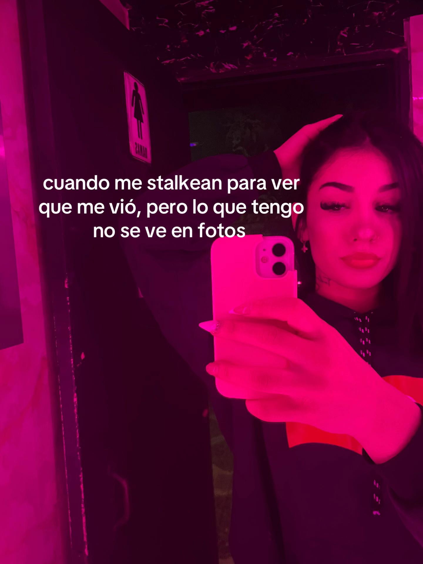 @Mia 🖤