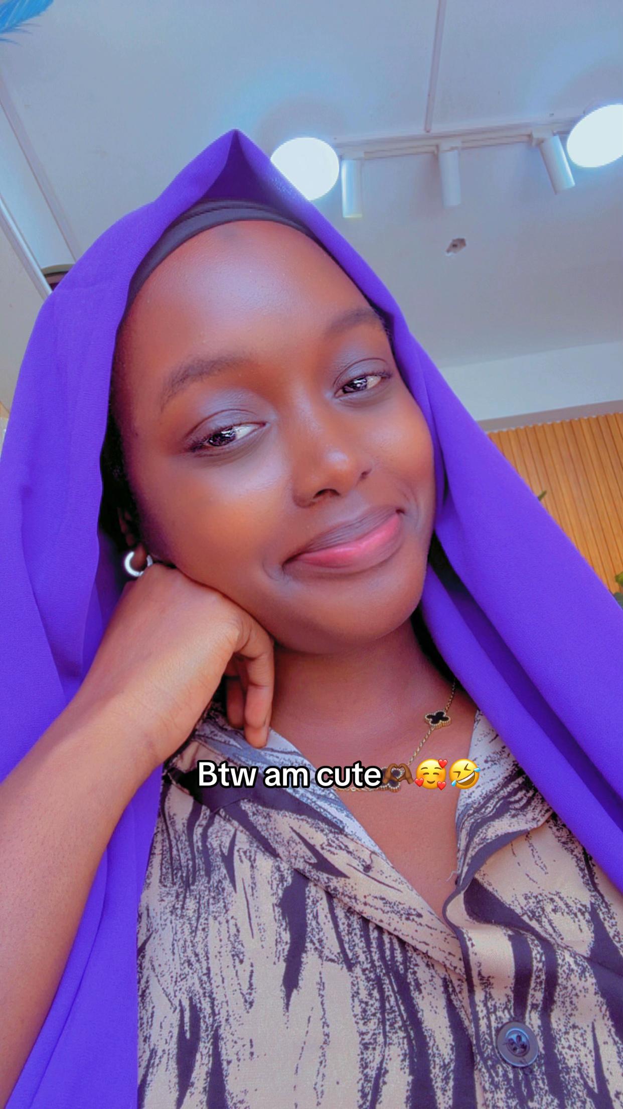 @𝒜𝑒𝓇𝒾𝒶𝓁🧡🦋✨️