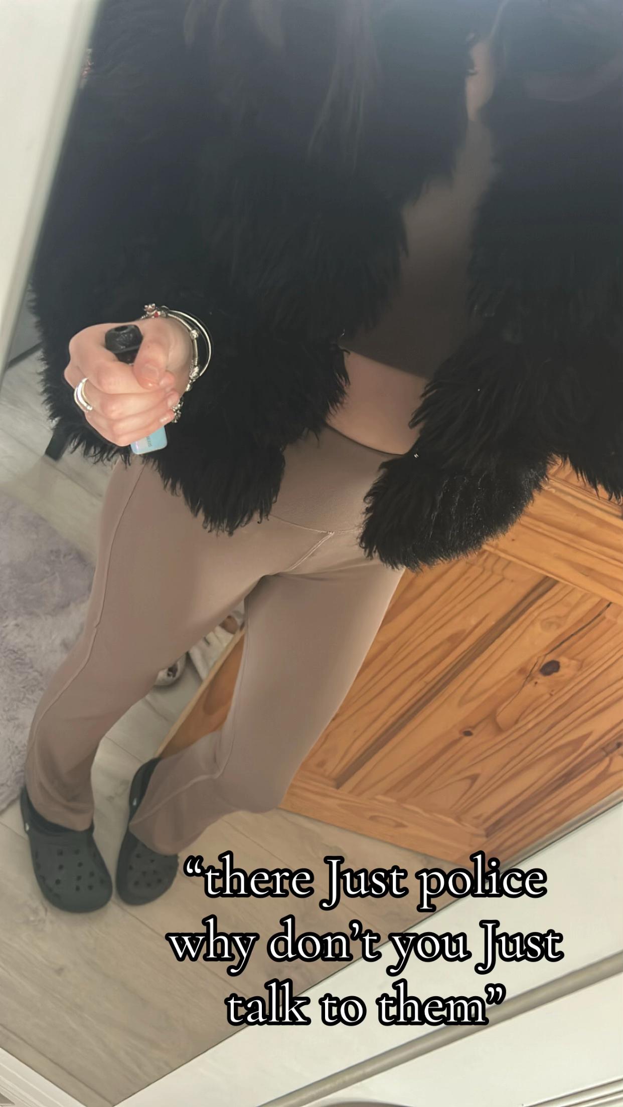 @๐๐๐๐๐จ๐๐