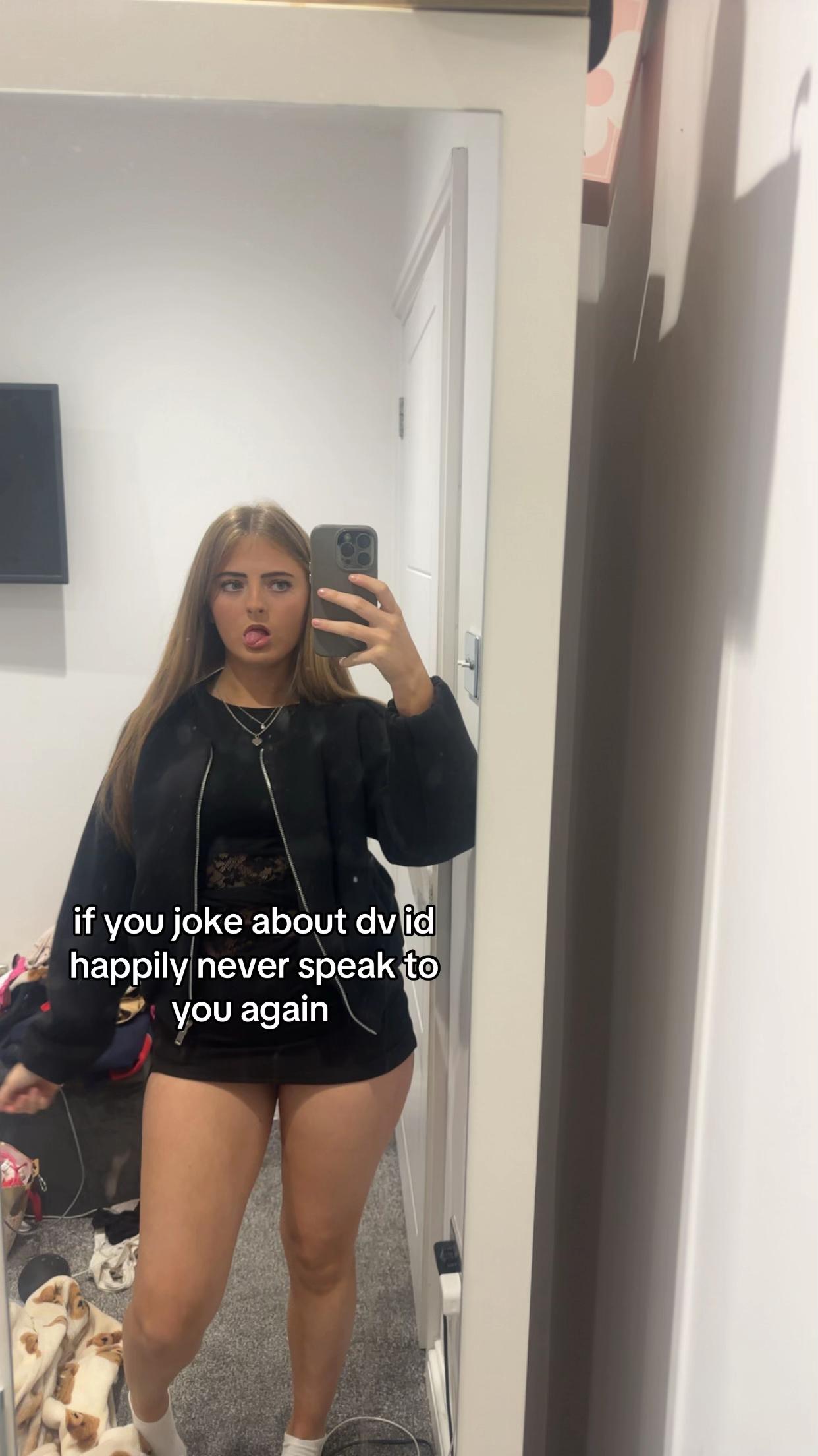 @sienna lee