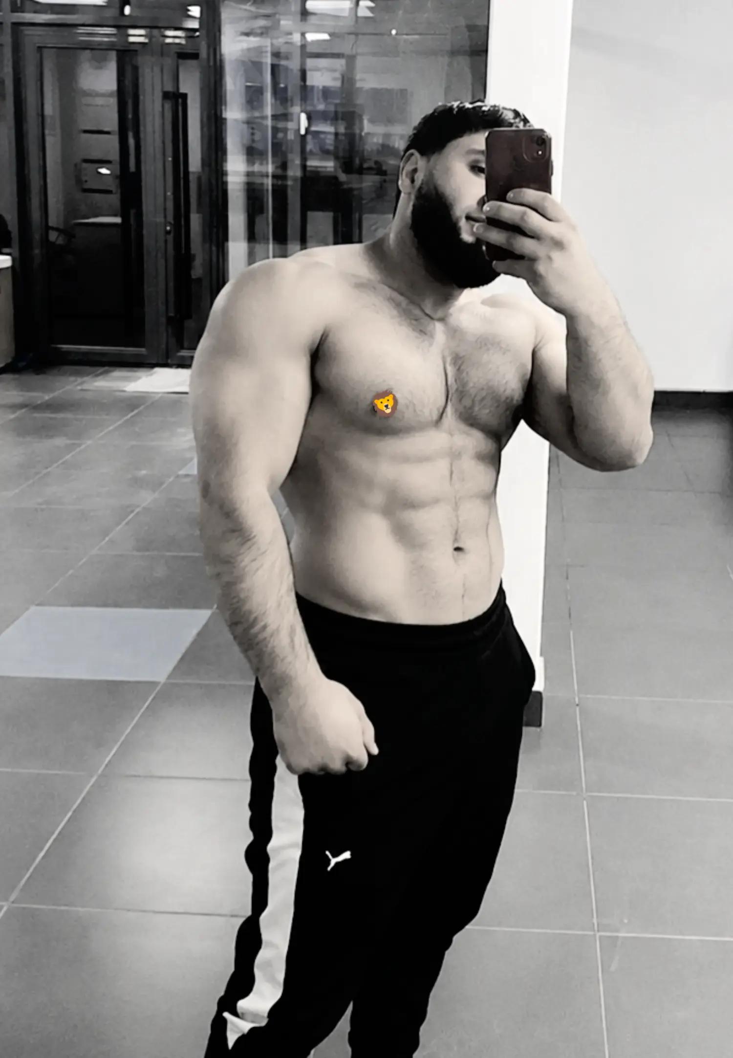 @🦁