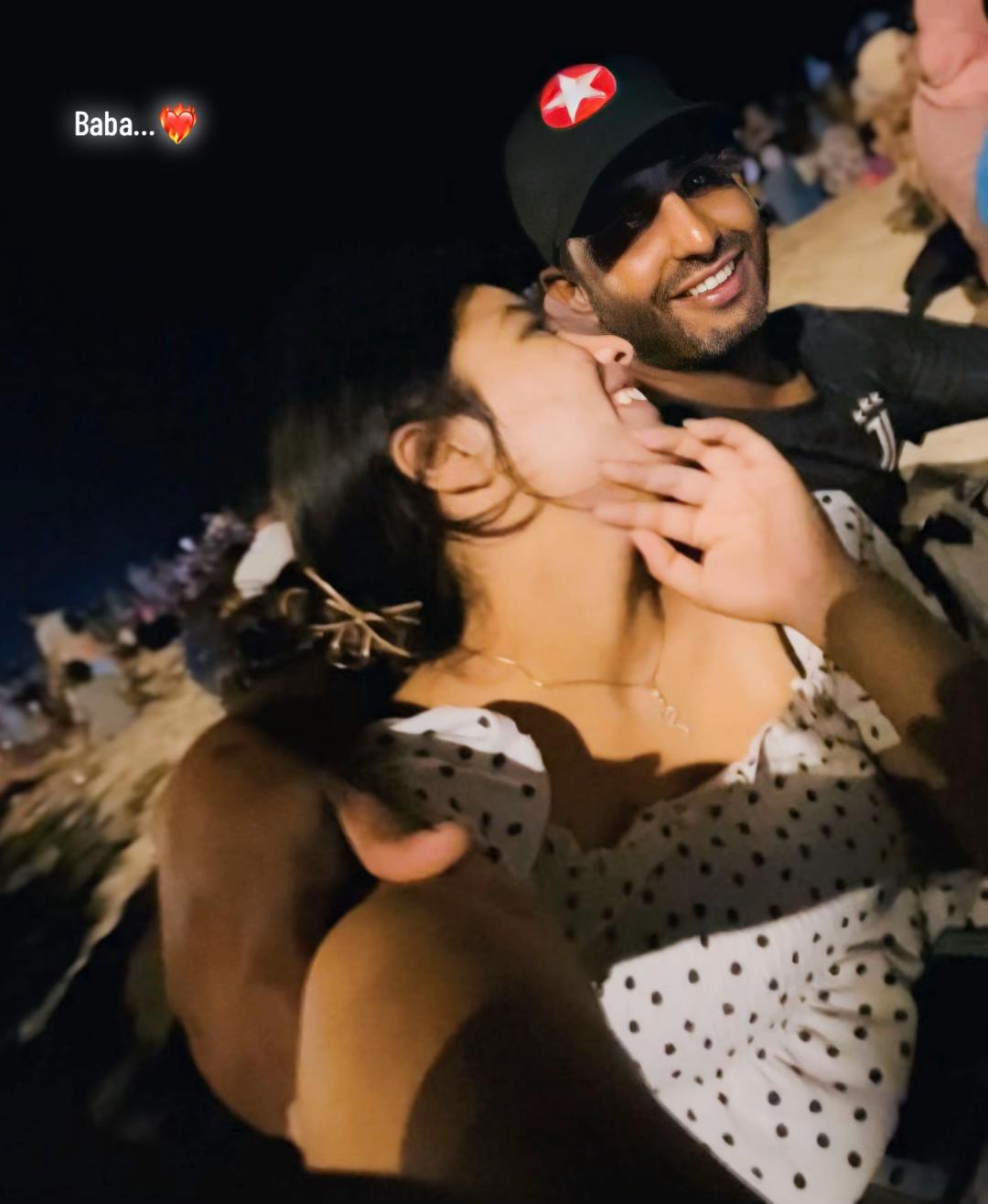 @😍