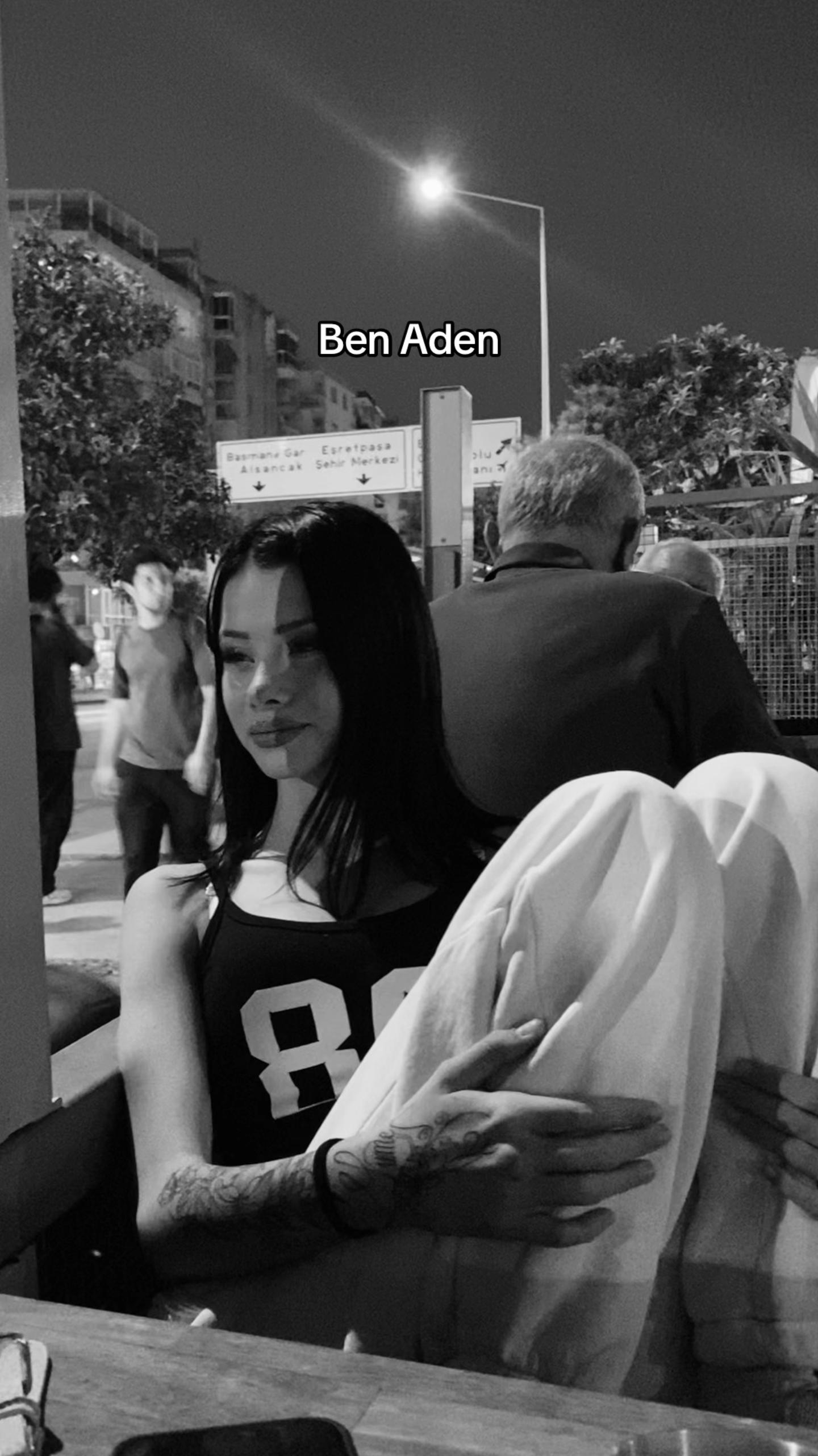 @Adeniko