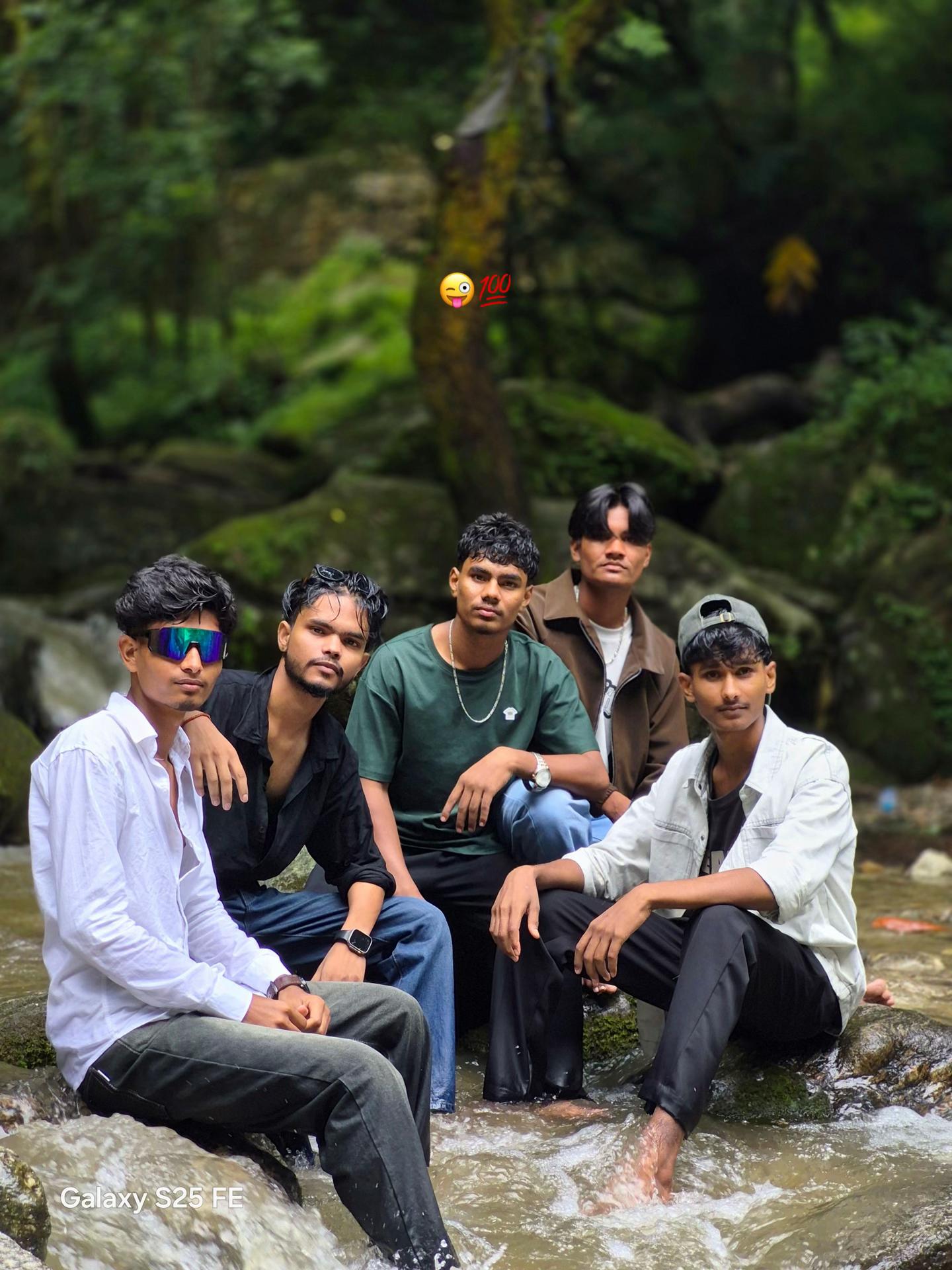 @Maithli_king🧿🎭