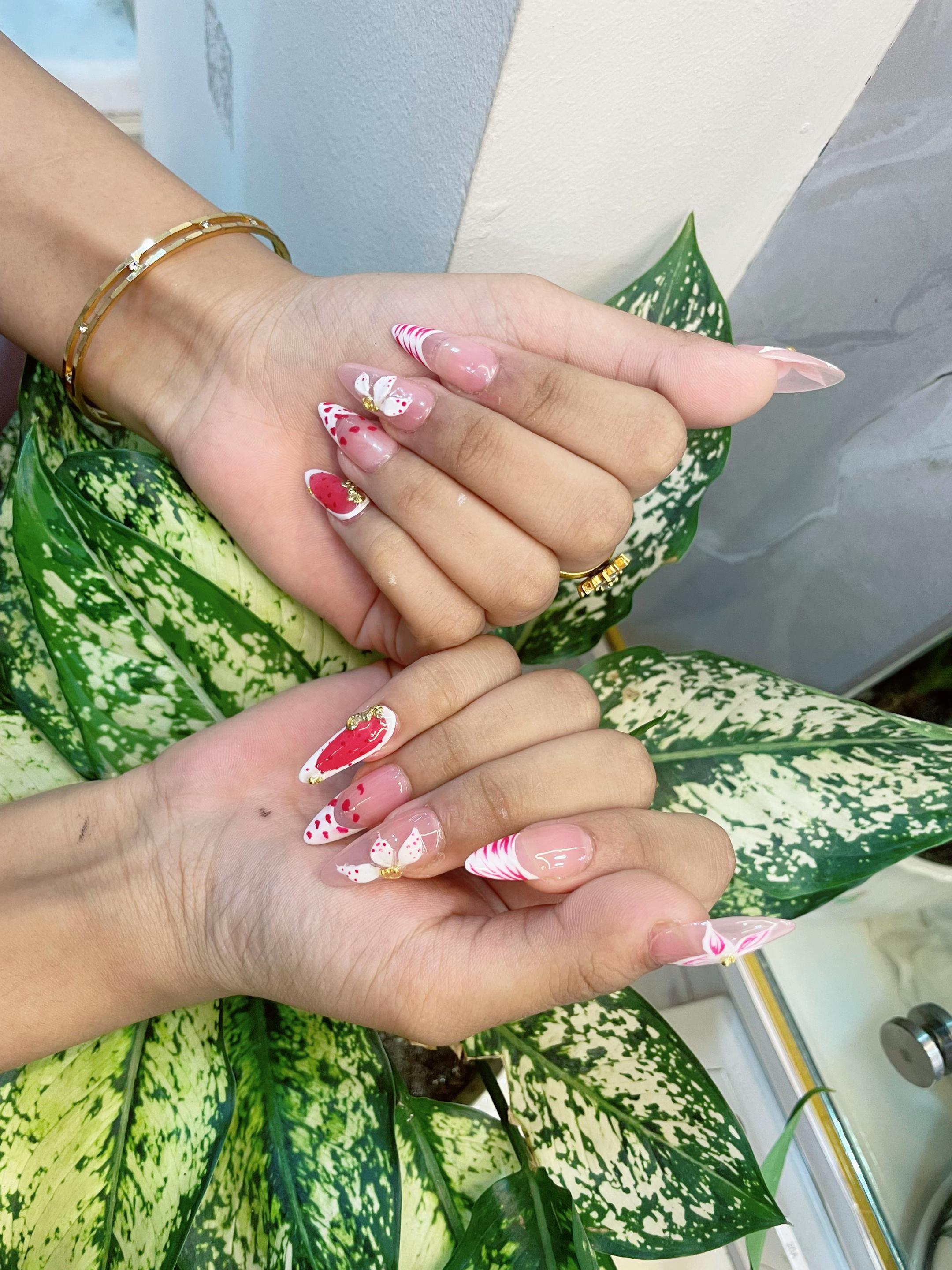 @R&B Cosmetics Beauty Studio