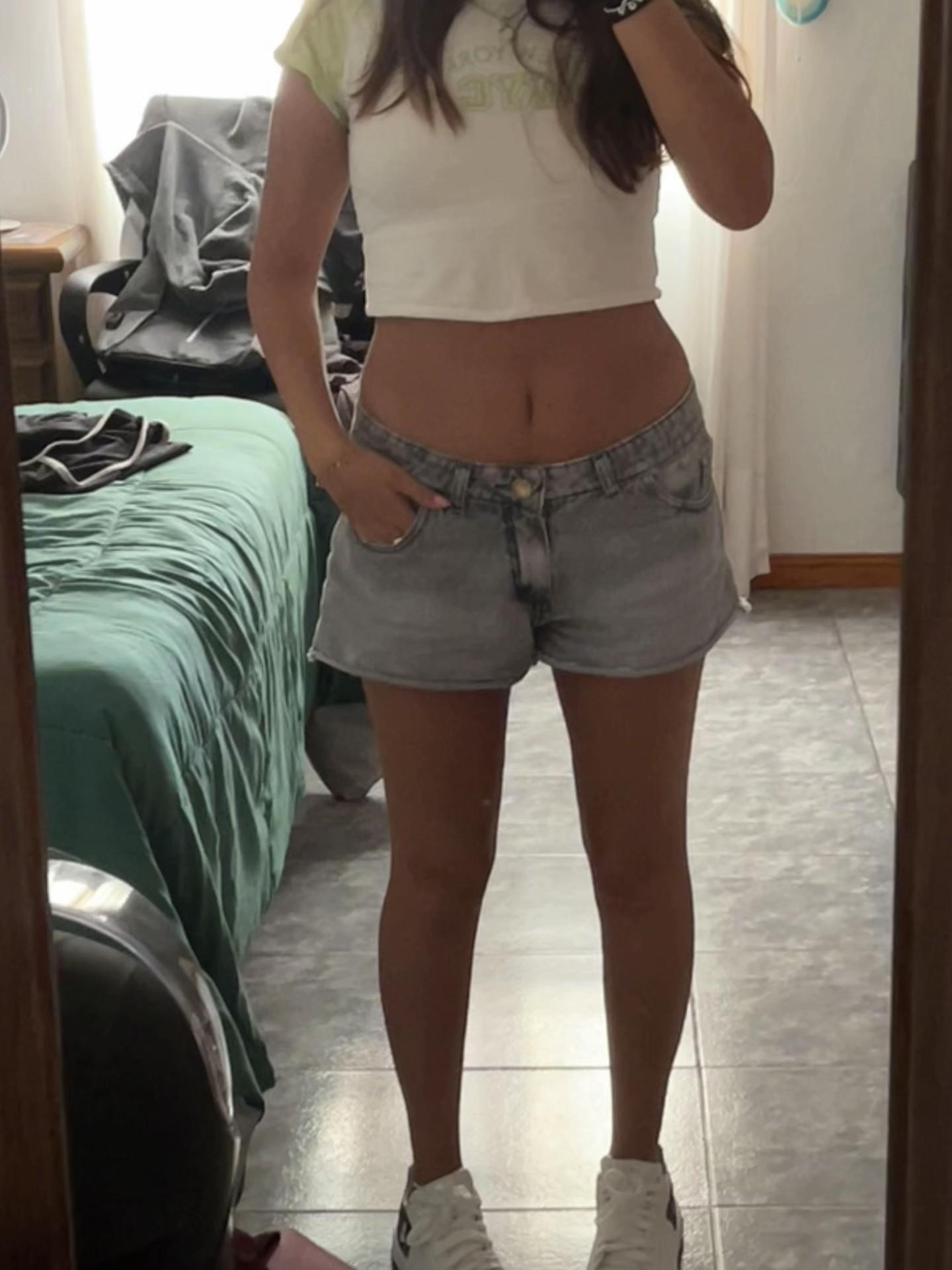 @Ari🖤