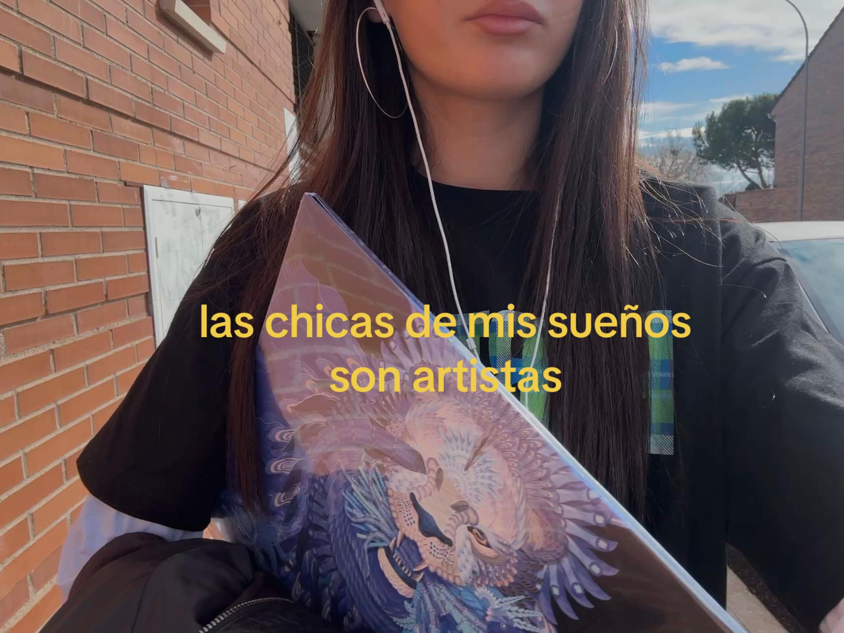 @clau ≽^• ˕ • ྀི≼