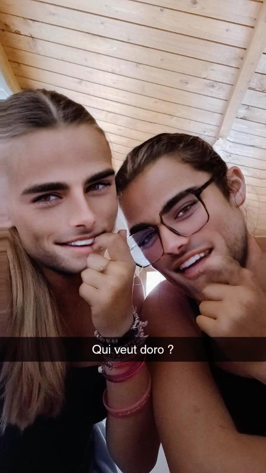 @🌺𝑐𝑙𝑎𝑟𝑎🌺