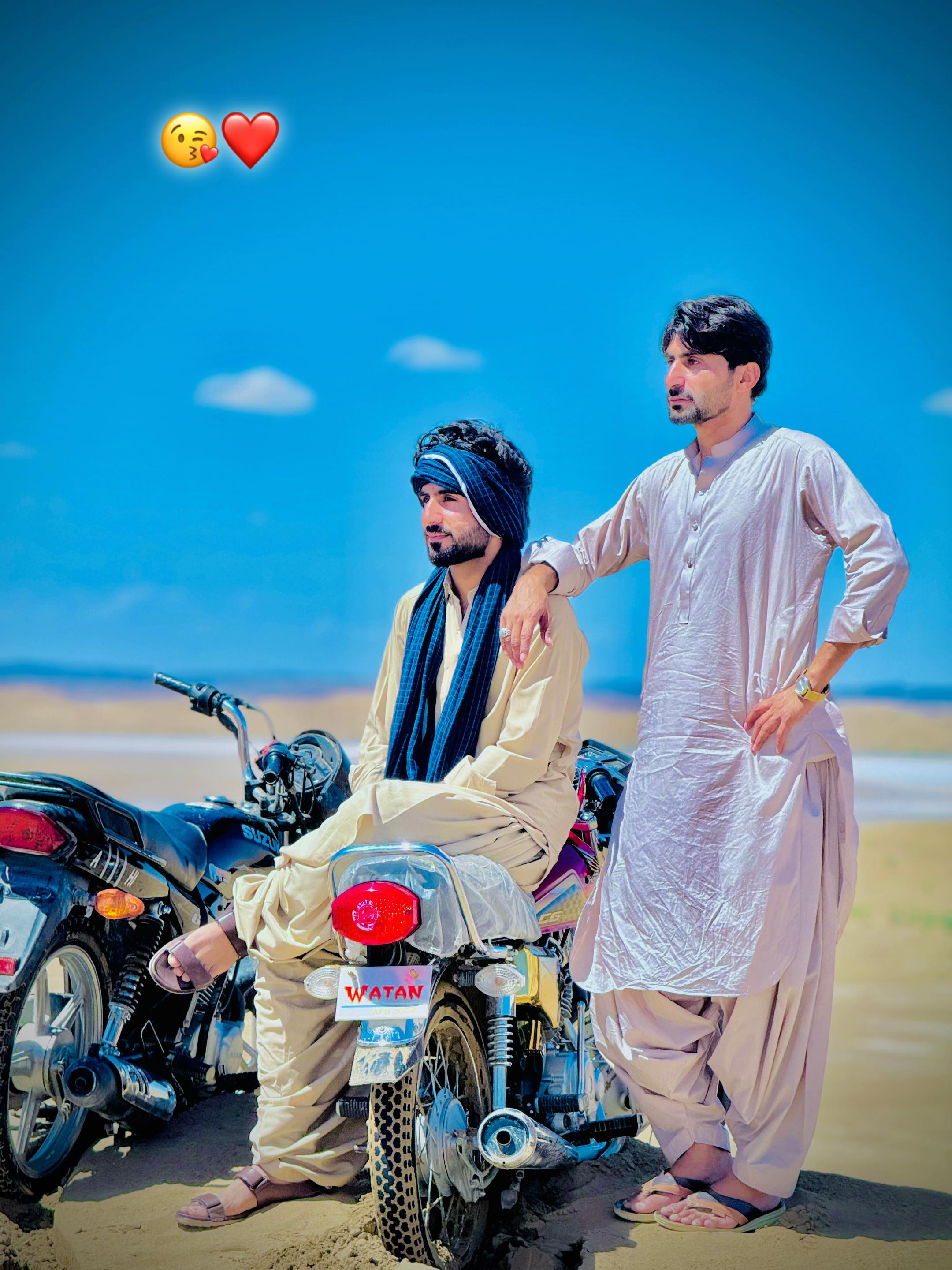 @👑AdaaN_ZaiB👑