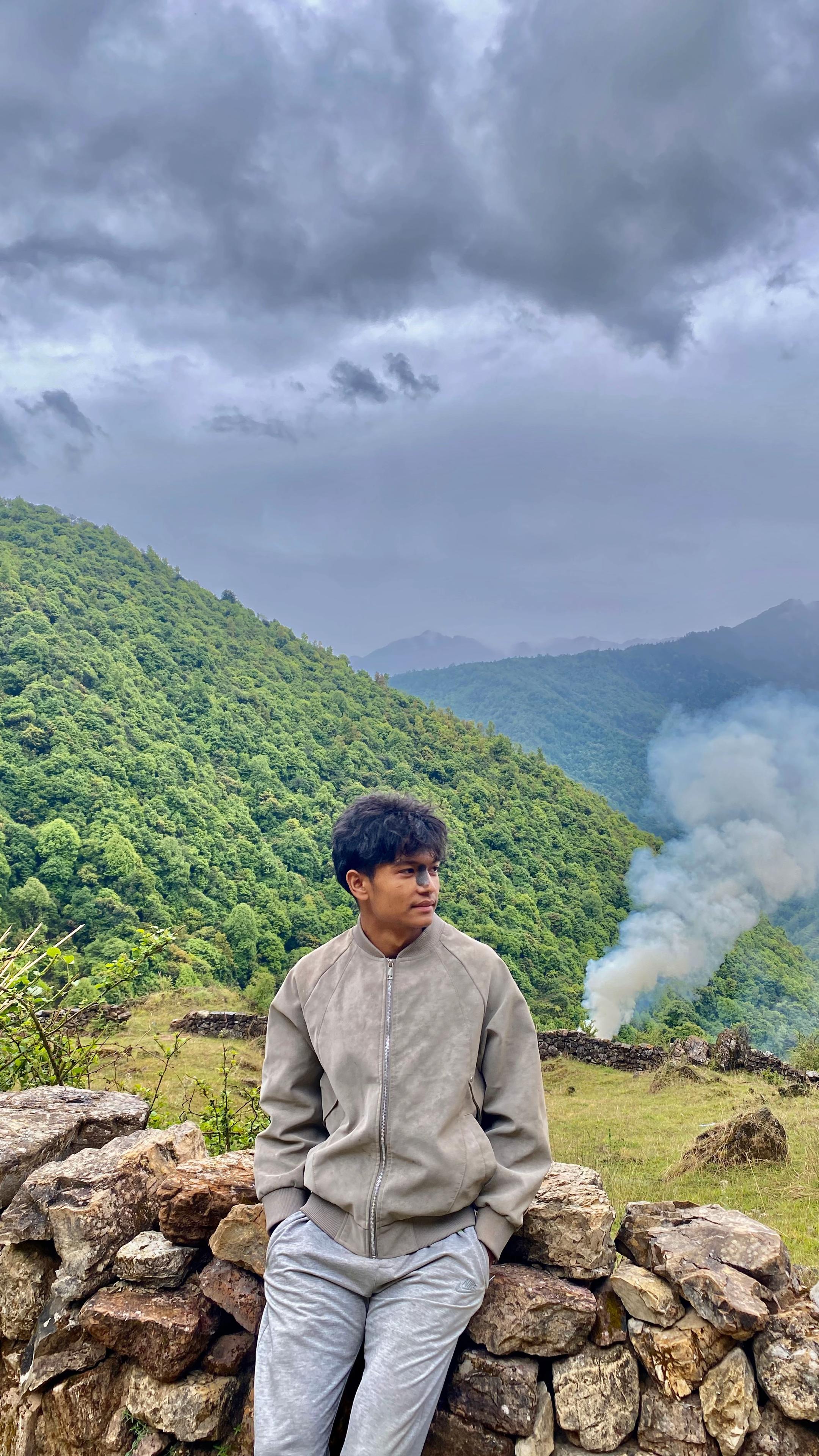 @aking shrestha