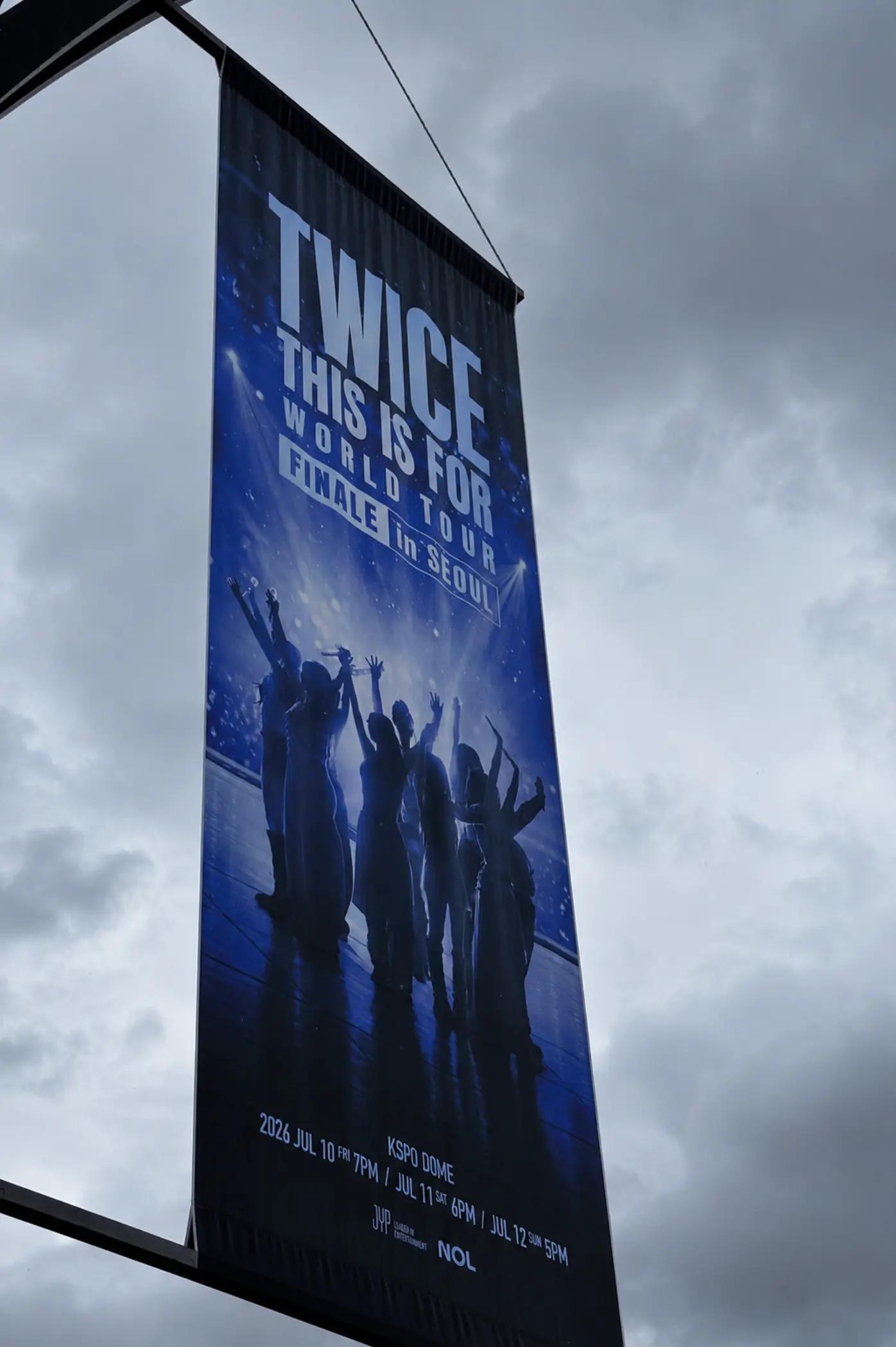 @THIS IS FOR WORLD TOUR