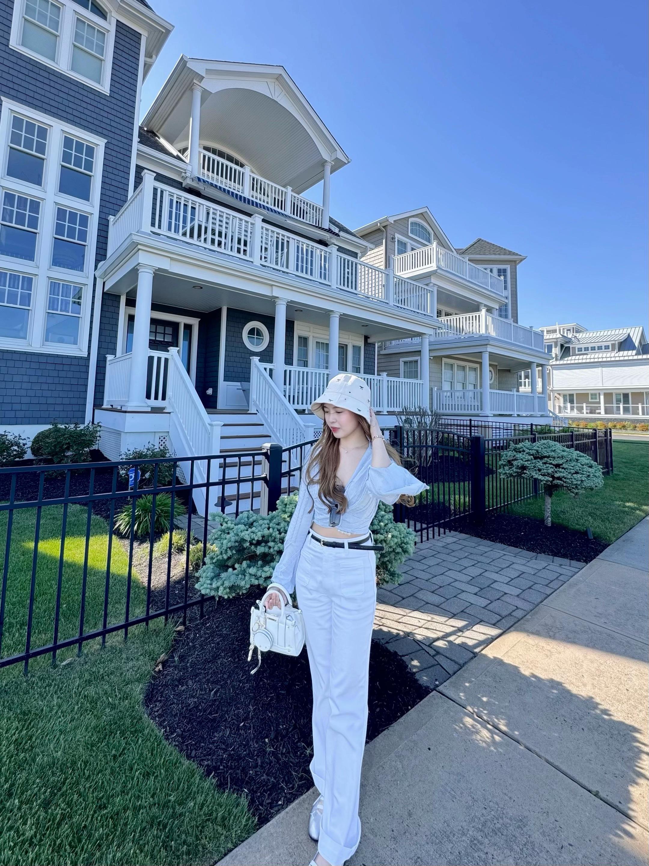 @liv ༊*·˚