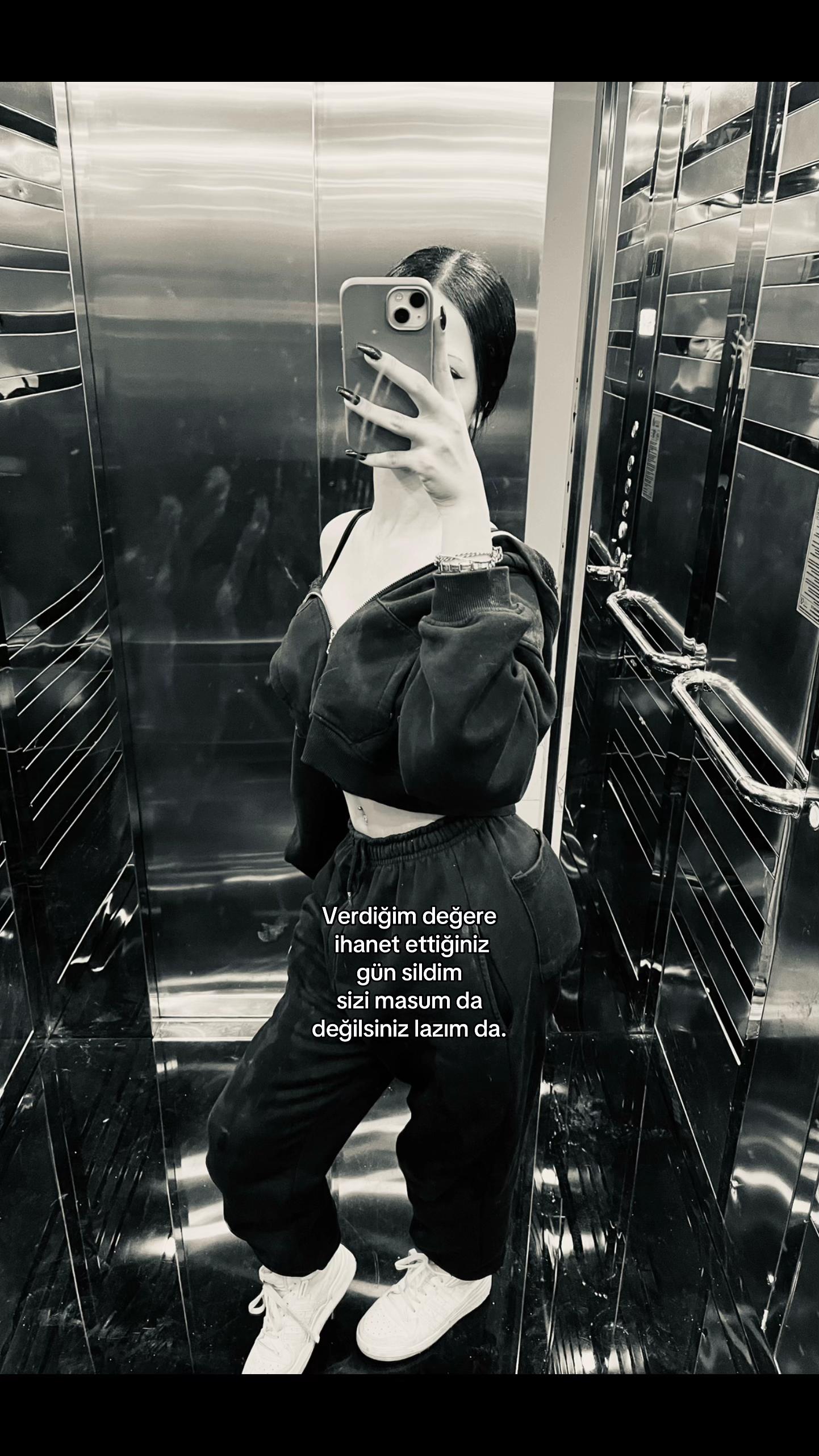 @𝓮𝓬𝓻𝓲𝓲𝓷