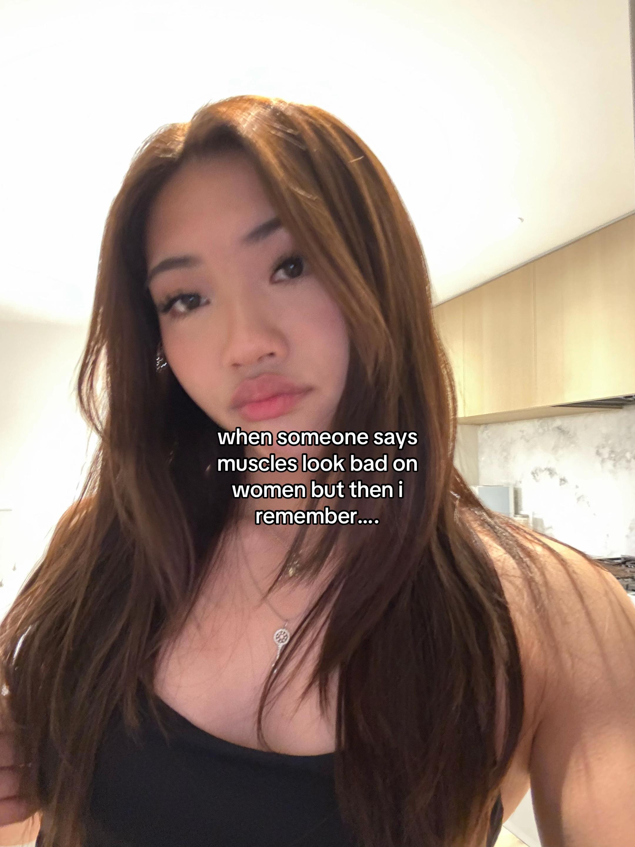 @raechelklifts