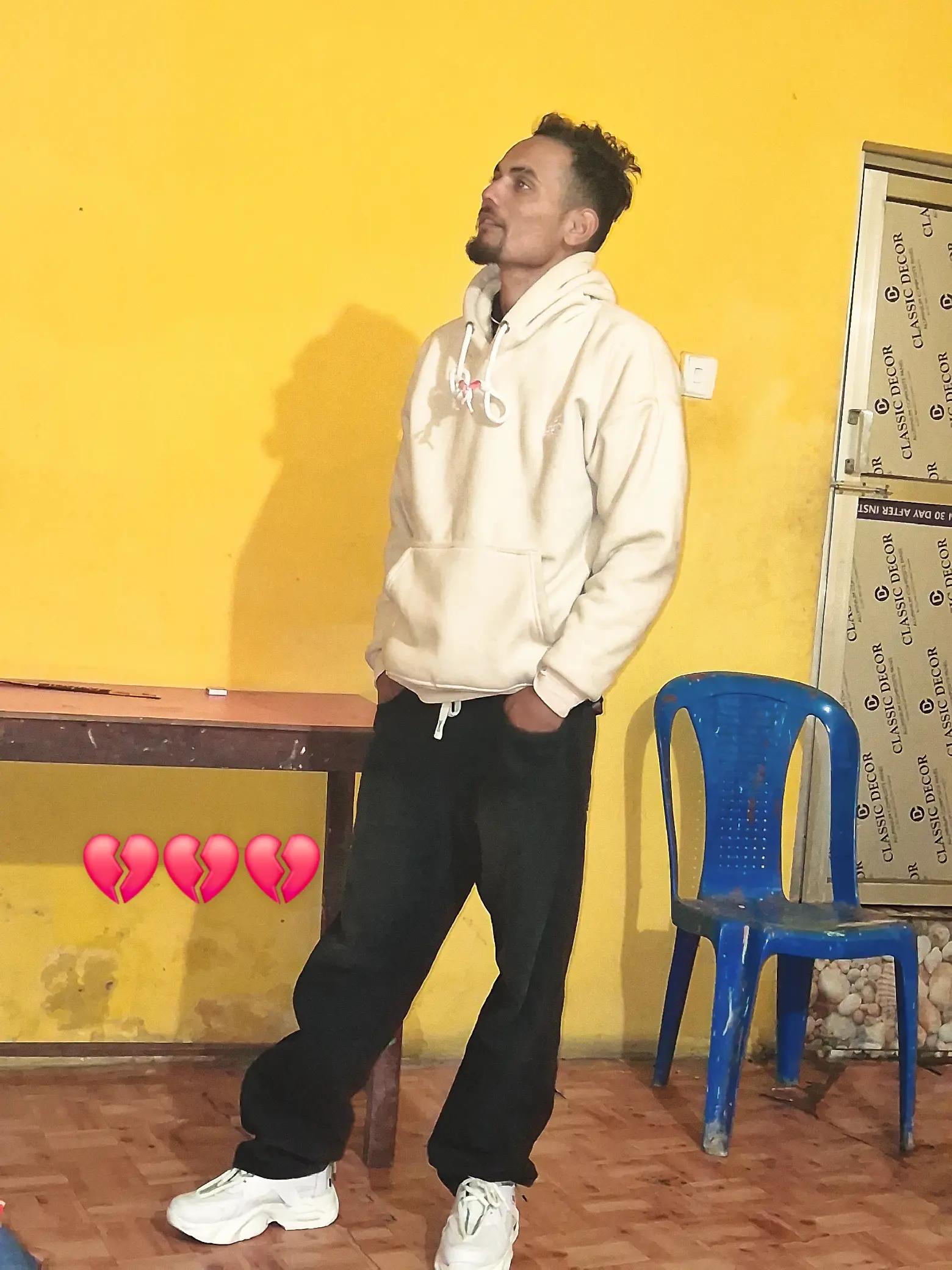 @S❤️ T😘